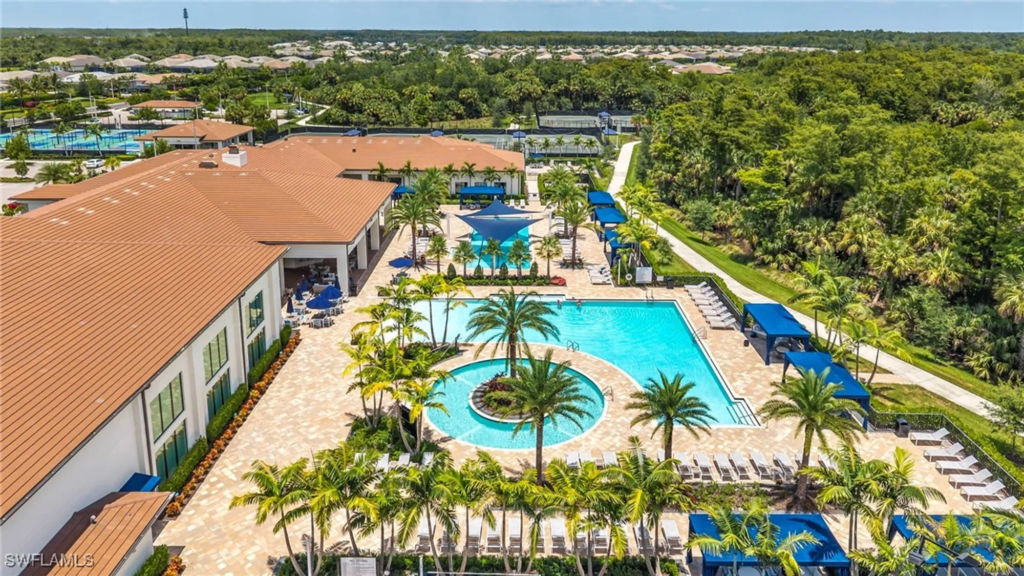 Property Slideshow image 21 of 22 | 12445 dahlia ct, Naples, FL, 34120