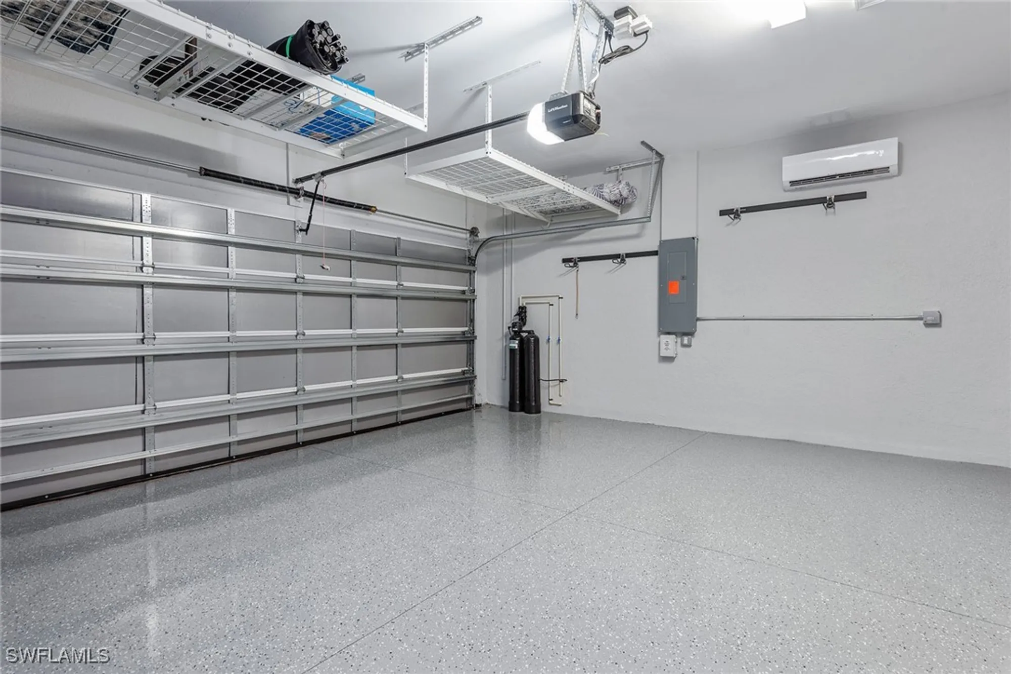 Property Slideshow image 34 of 50 | 2740 amaranda ct, Naples, FL, 34114