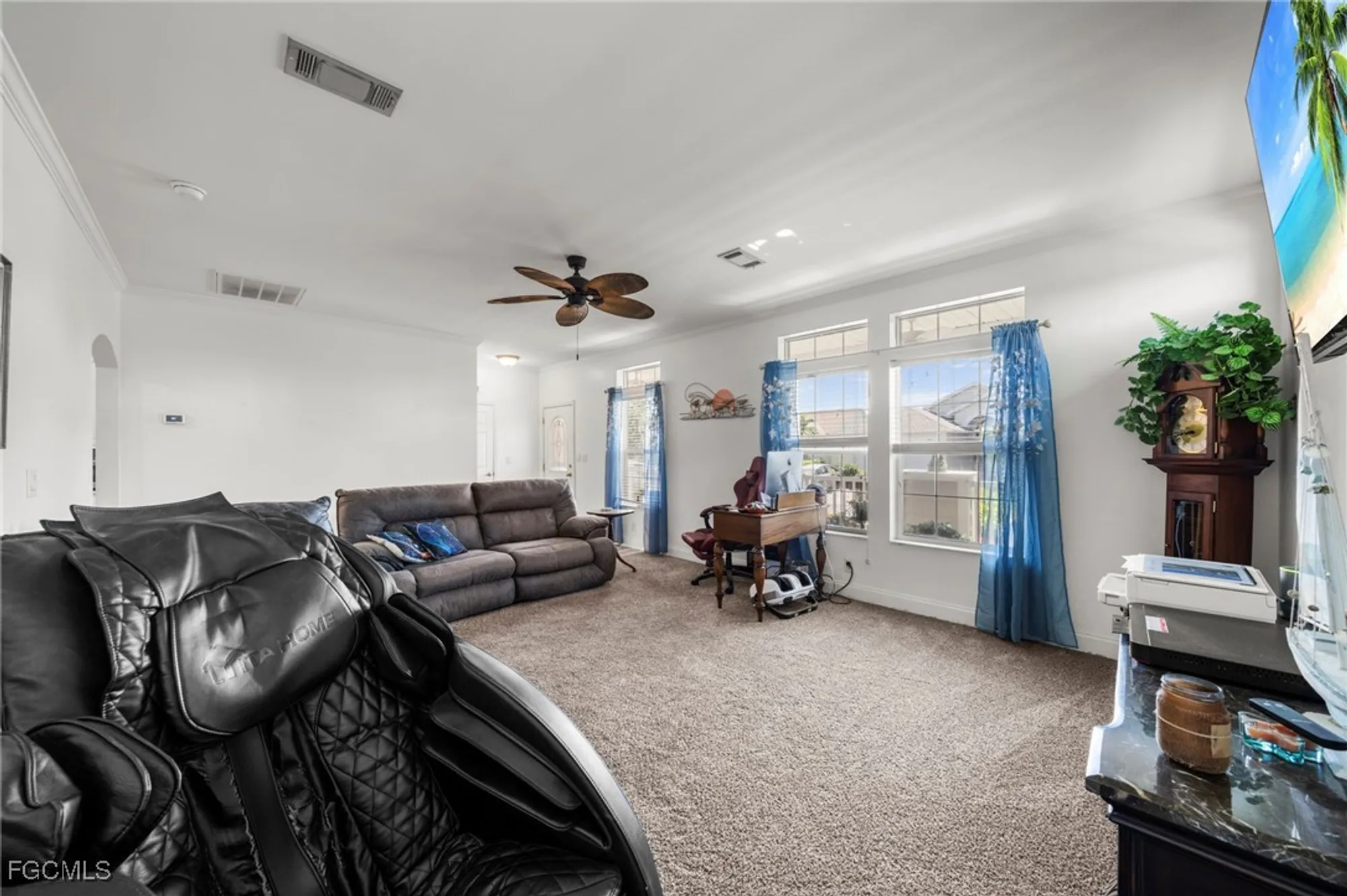 Property Slideshow image 12 of 30 | 8632 lake front ct, Punta Gorda, FL, 33950