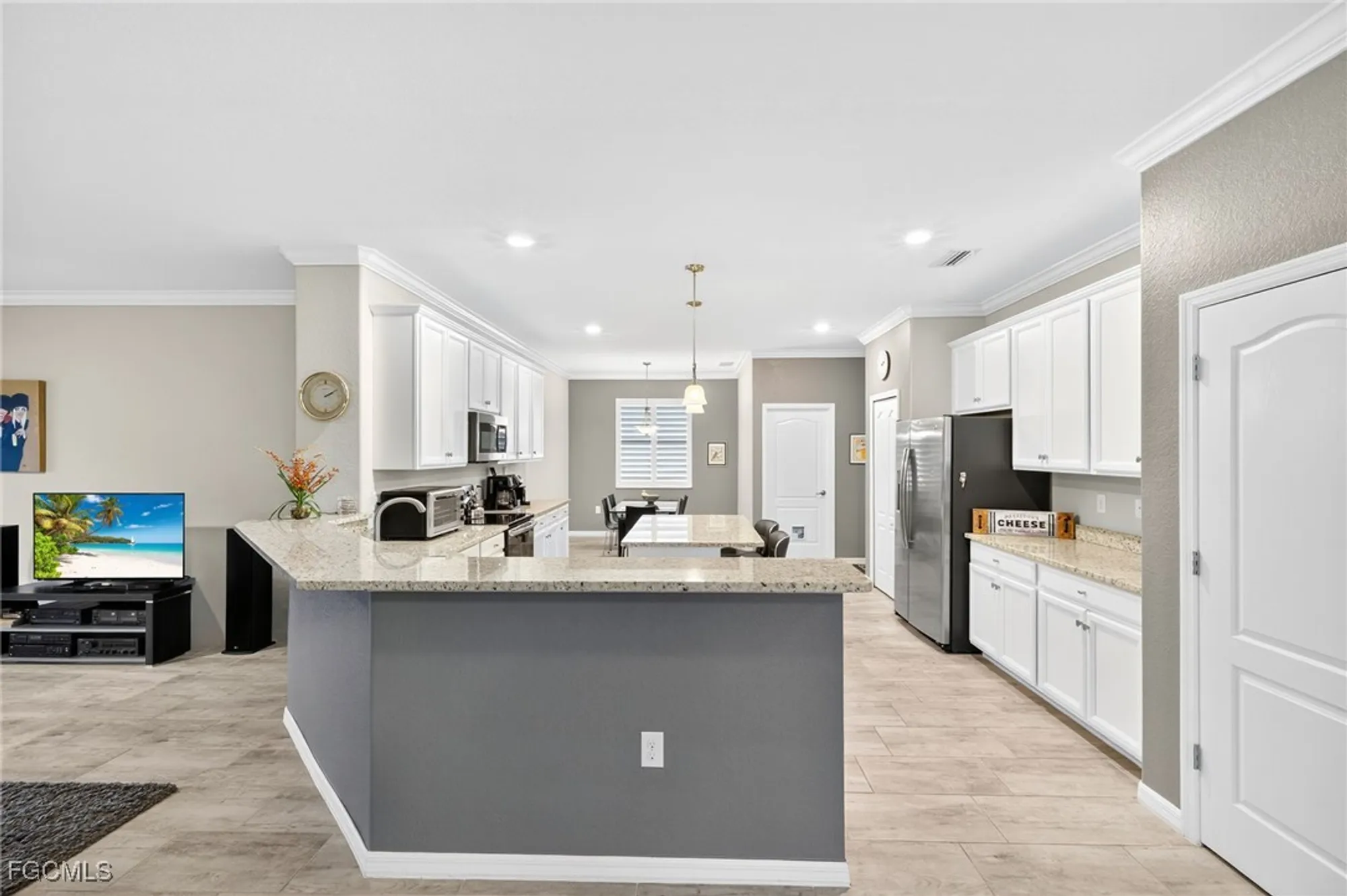 Property Slideshow image 14 of 50 | 10686 prato dr, Fort Myers, FL, 33913