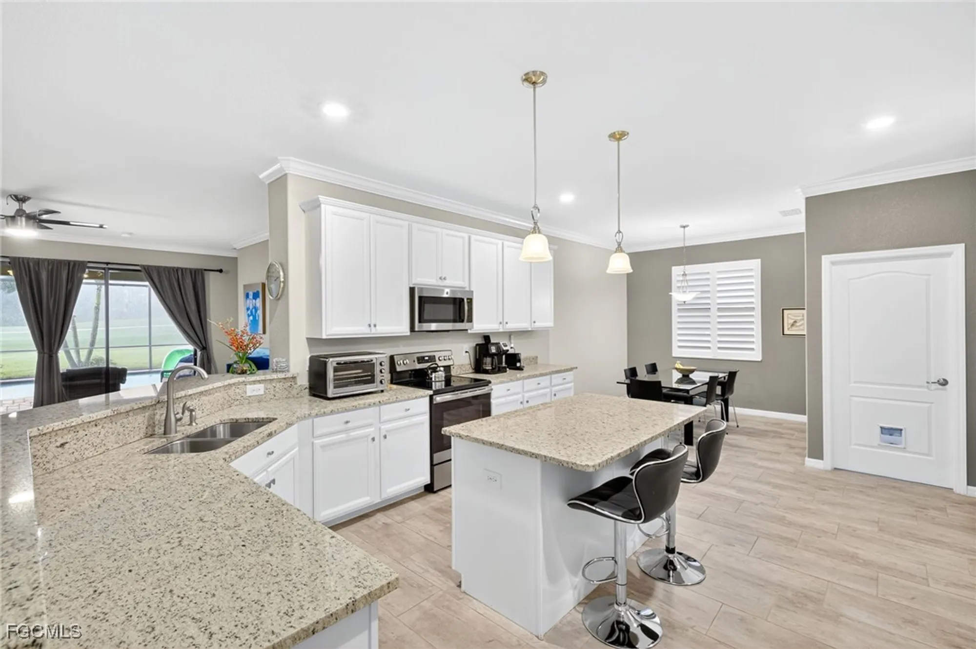 Property Slideshow image 16 of 50 | 10686 prato dr, Fort Myers, FL, 33913