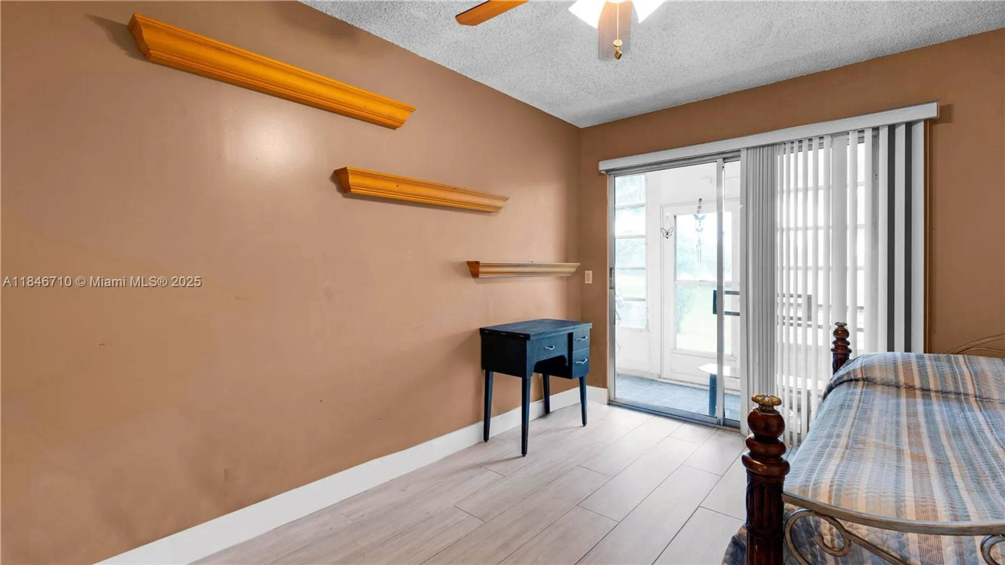 Property Slideshow image 18 of 43 | 551 sw 135th ave apt 111b, Pembroke Pines, FL, 33027