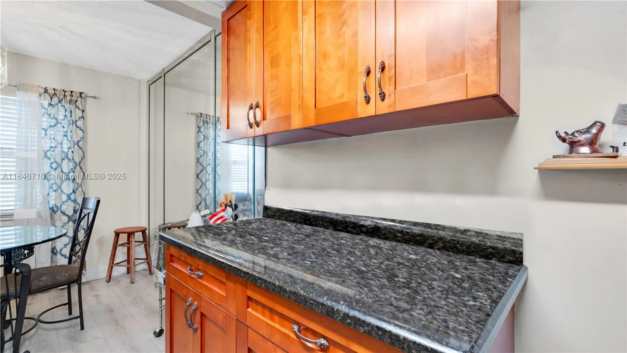 Property Slideshow image 10 of 43 | 551 sw 135th ave apt 111b, Pembroke Pines, FL, 33027