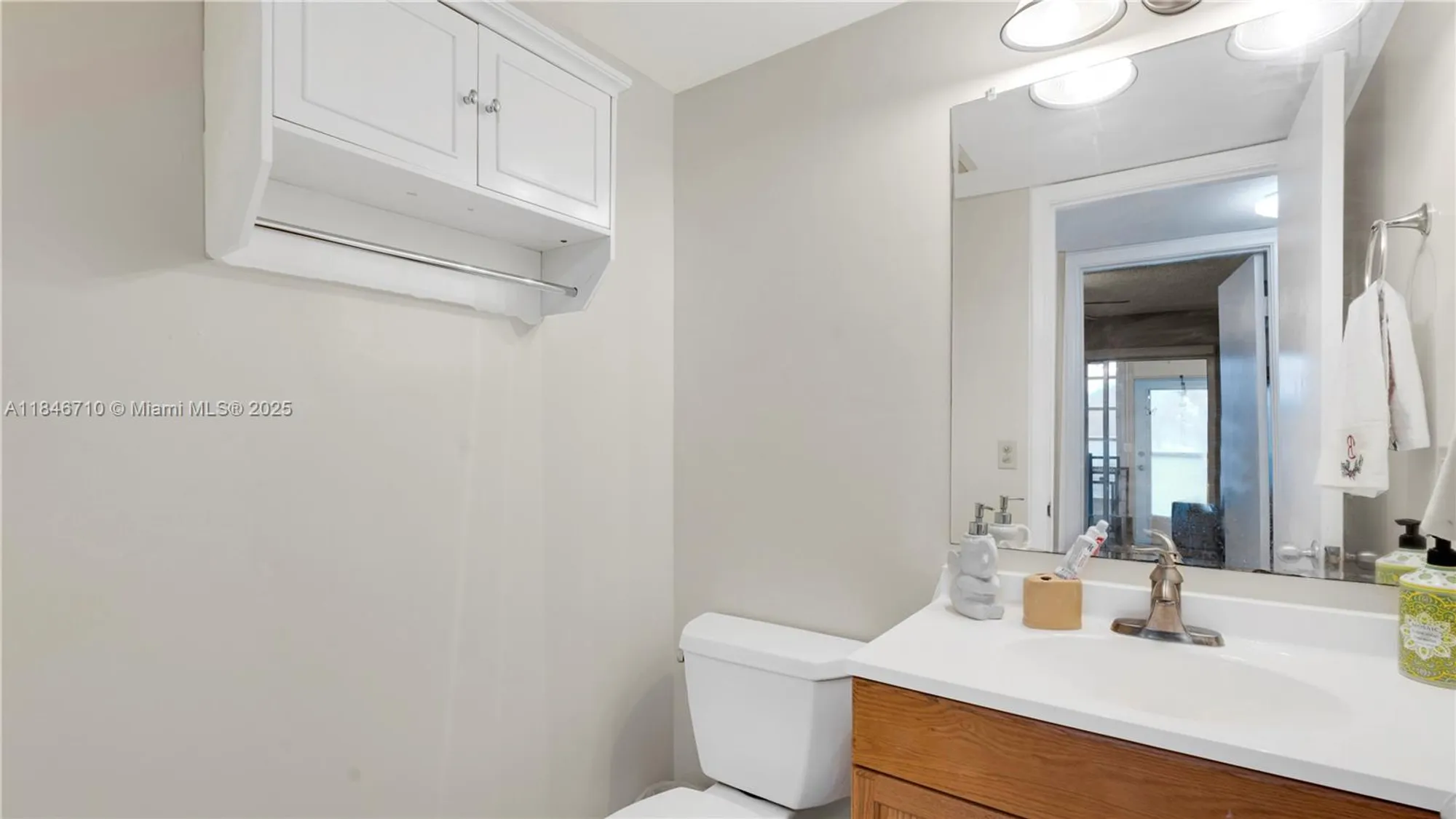 Property Slideshow image 12 of 43 | 551 sw 135th ave apt 111b, Pembroke Pines, FL, 33027
