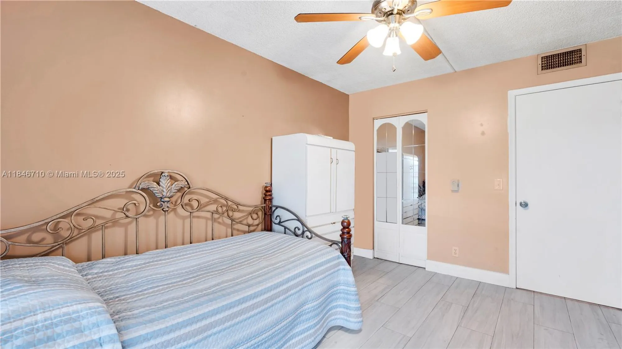 Property Slideshow image 20 of 43 | 551 sw 135th ave apt 111b, Pembroke Pines, FL, 33027