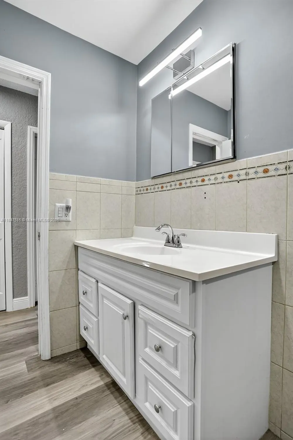 Property Slideshow image 26 of 48 | 1055 nw 66th ave, Margate, FL, 33063