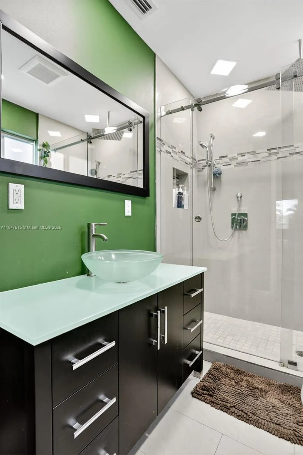 Property Slideshow image 20 of 48 | 1055 nw 66th ave, Margate, FL, 33063