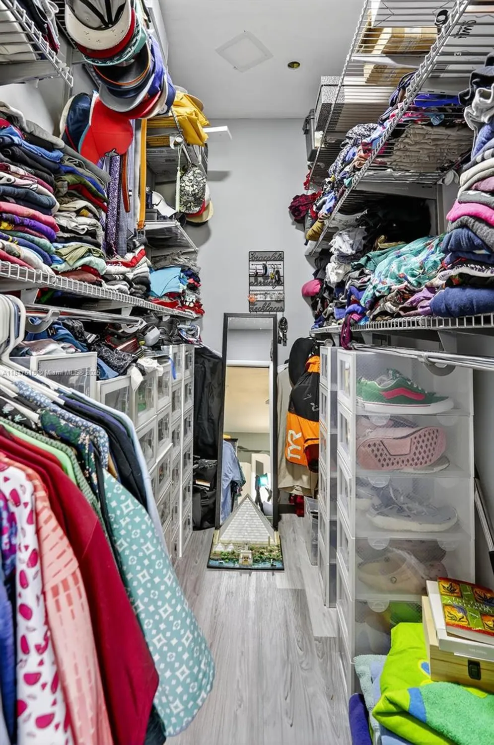 Property Slideshow image 21 of 48 | 1055 nw 66th ave, Margate, FL, 33063