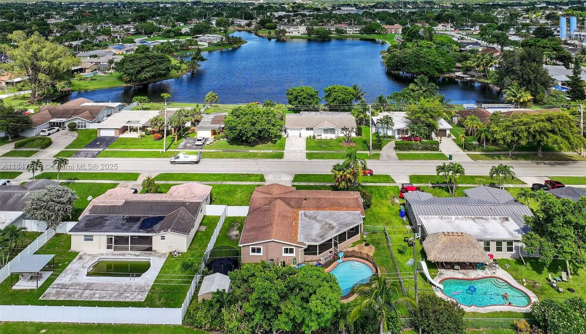 Property Slideshow image 39 of 48 | 1055 nw 66th ave, Margate, FL, 33063