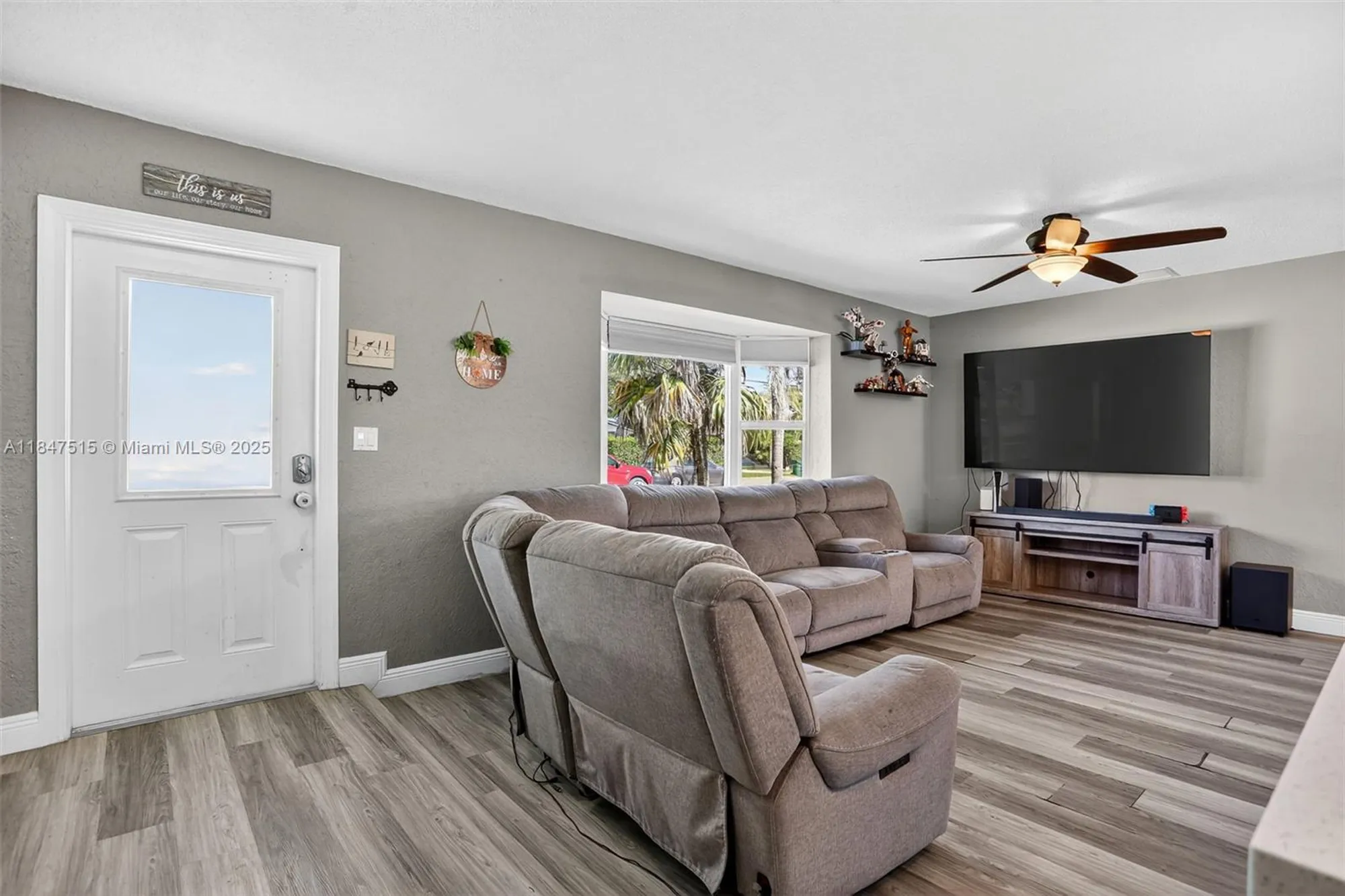 Property Slideshow image 7 of 48 | 1055 nw 66th ave, Margate, FL, 33063