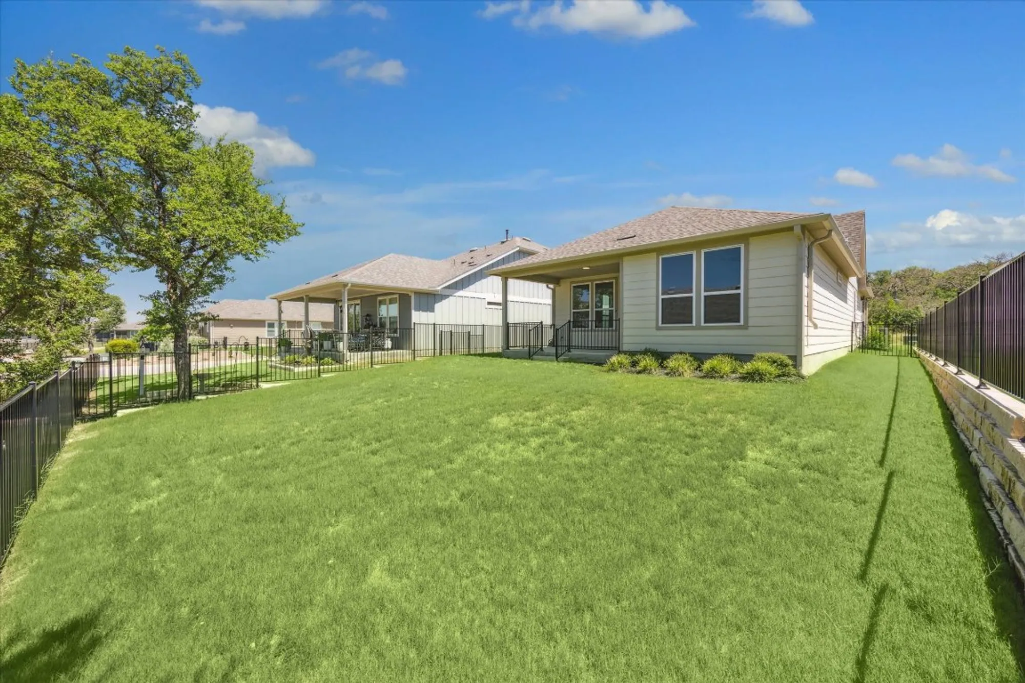 Property Slideshow image 16 of 16 | 813 saratoga ln, Georgetown, TX, 78633