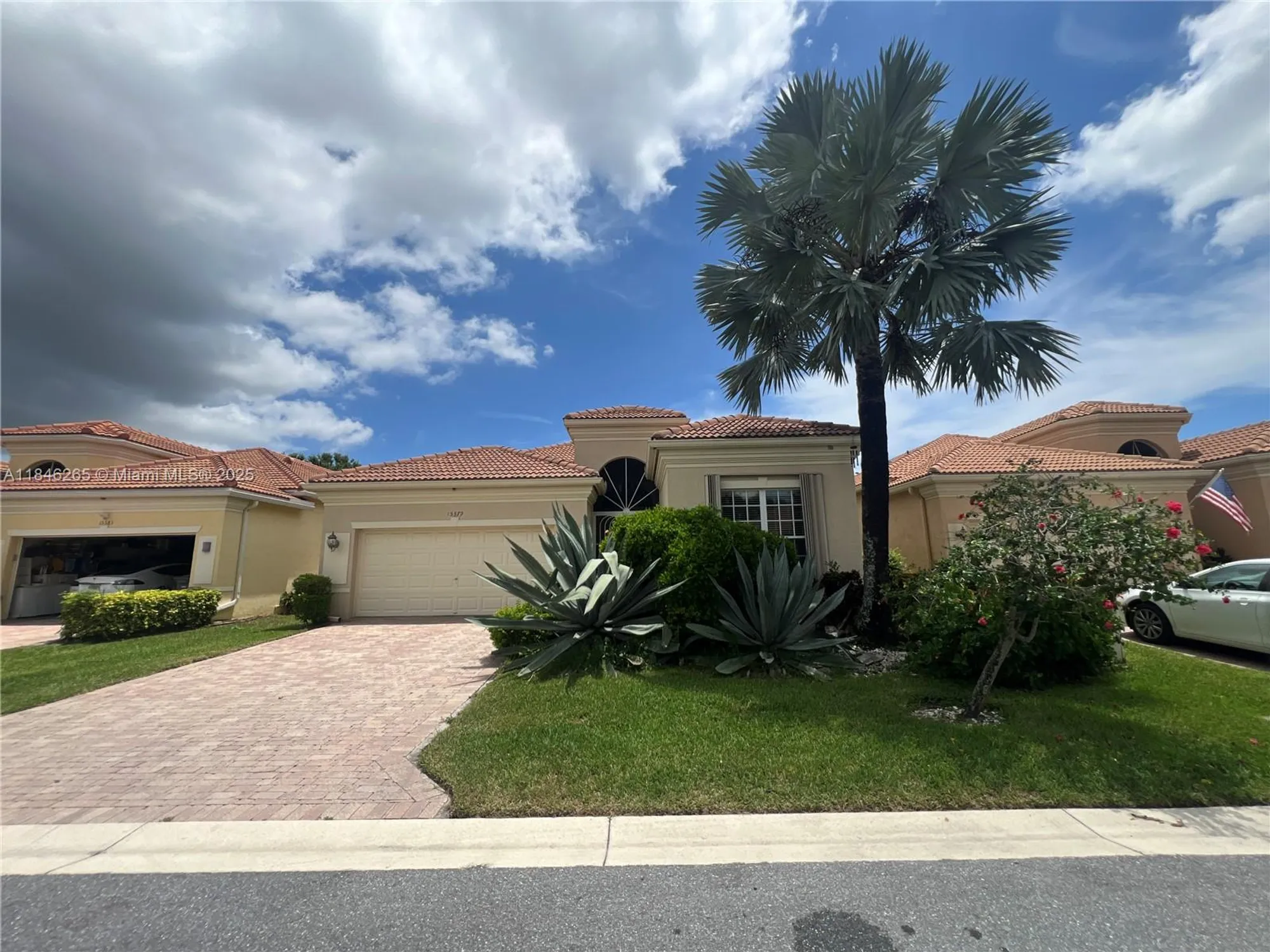 Property Slideshow image 3 of 50 | 15379 fiorenza cir, Delray Beach, FL, 33446