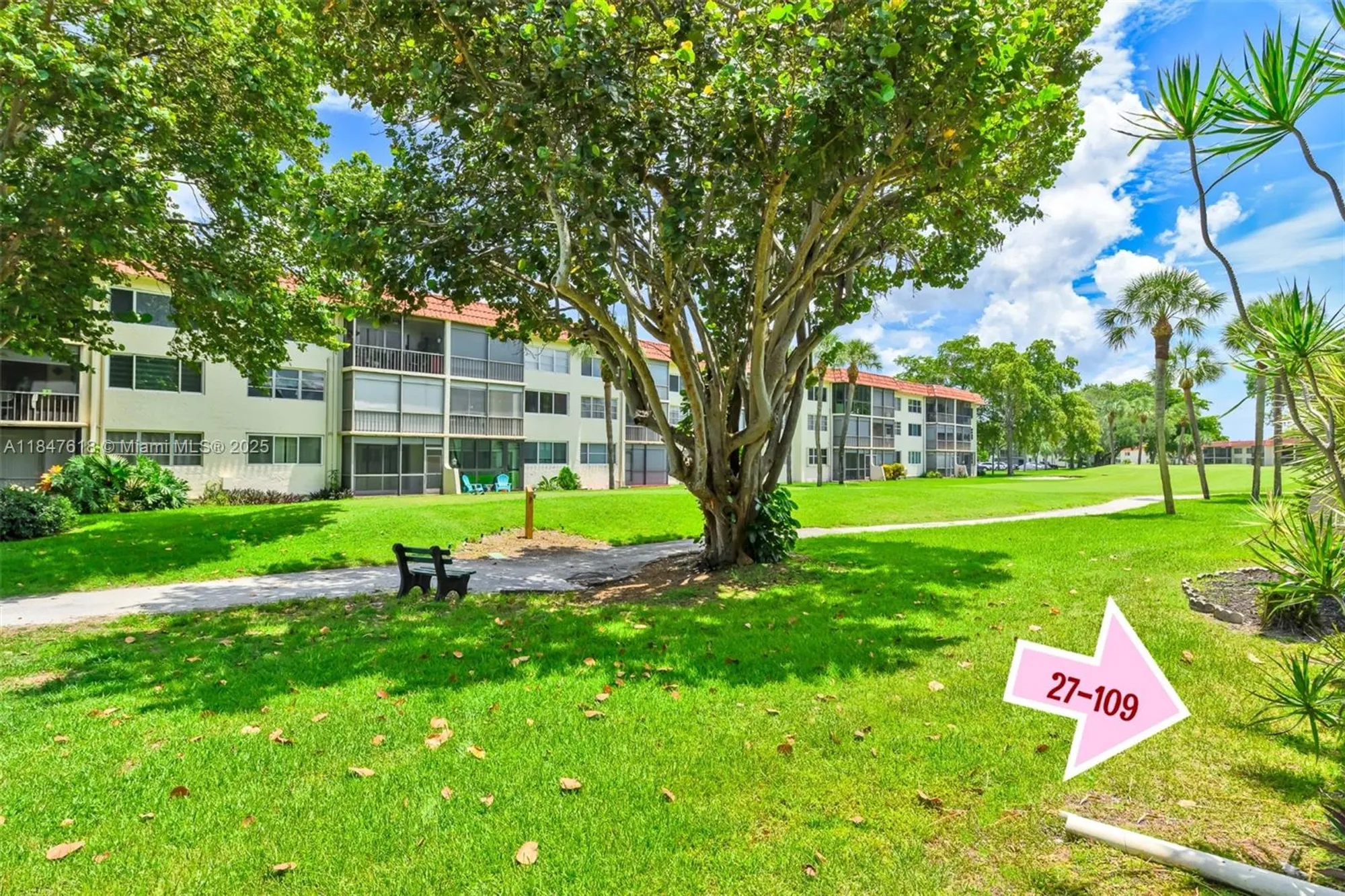 Property Slideshow image 22 of 44 | 681 s hollybrook dr 109, Pembroke Pines, FL, 33025