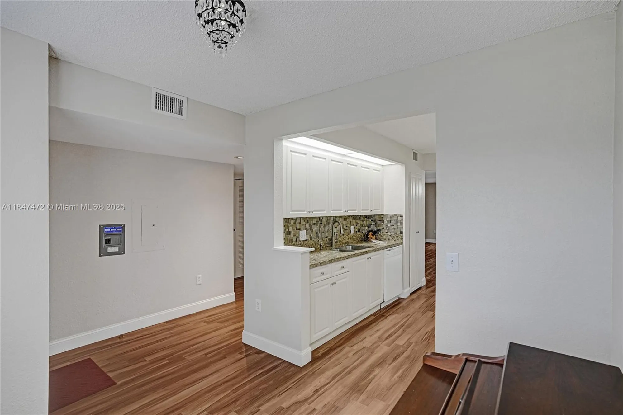 Property Slideshow image 13 of 37 | 13700 sw 14th st d410, Pembroke Pines, FL, 33027