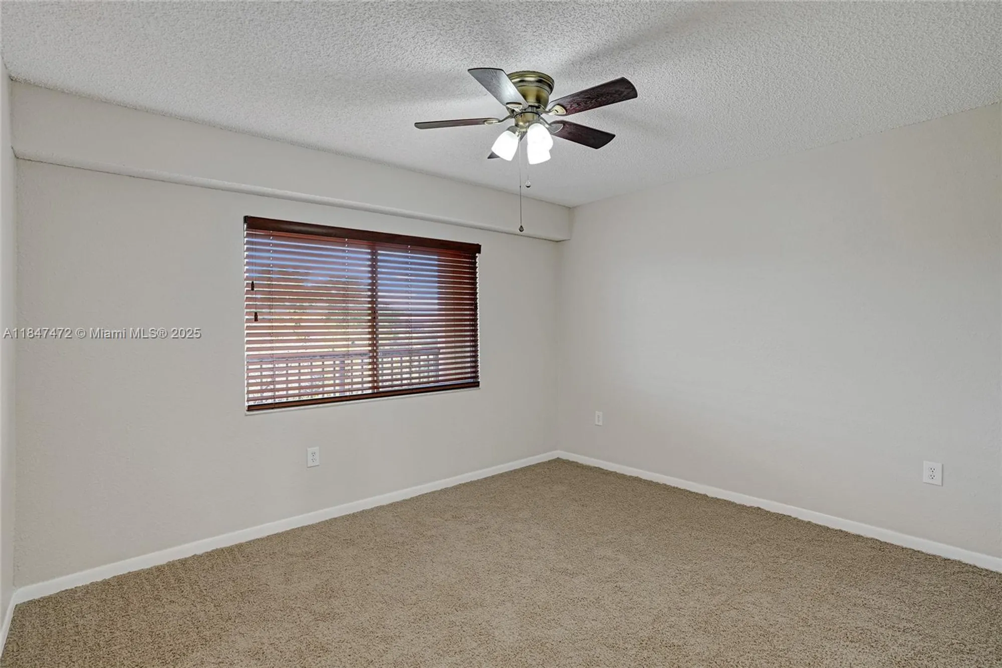 Property Slideshow image 24 of 37 | 13700 sw 14th st d410, Pembroke Pines, FL, 33027