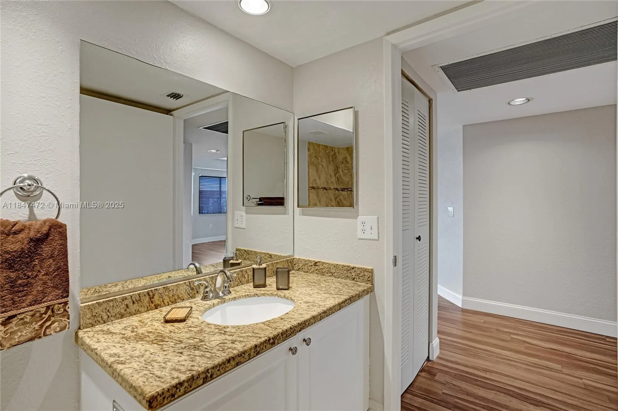 Property Slideshow image 27 of 37 | 13700 sw 14th st d410, Pembroke Pines, FL, 33027