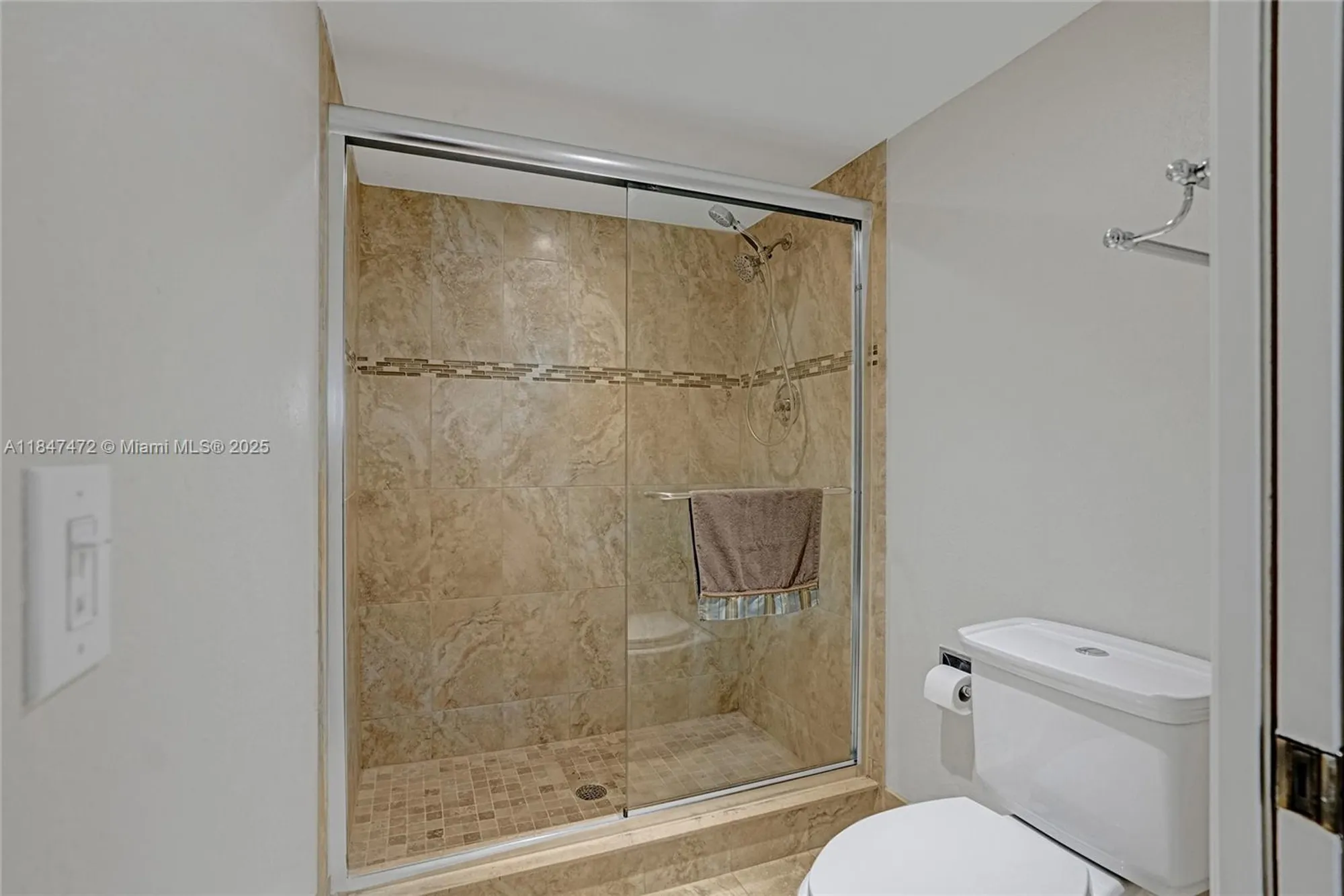 Property Slideshow image 23 of 37 | 13700 sw 14th st d410, Pembroke Pines, FL, 33027
