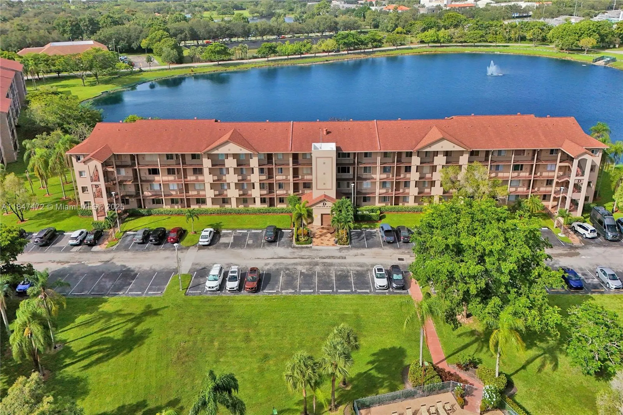 Property Slideshow image 31 of 37 | 13700 sw 14th st d410, Pembroke Pines, FL, 33027