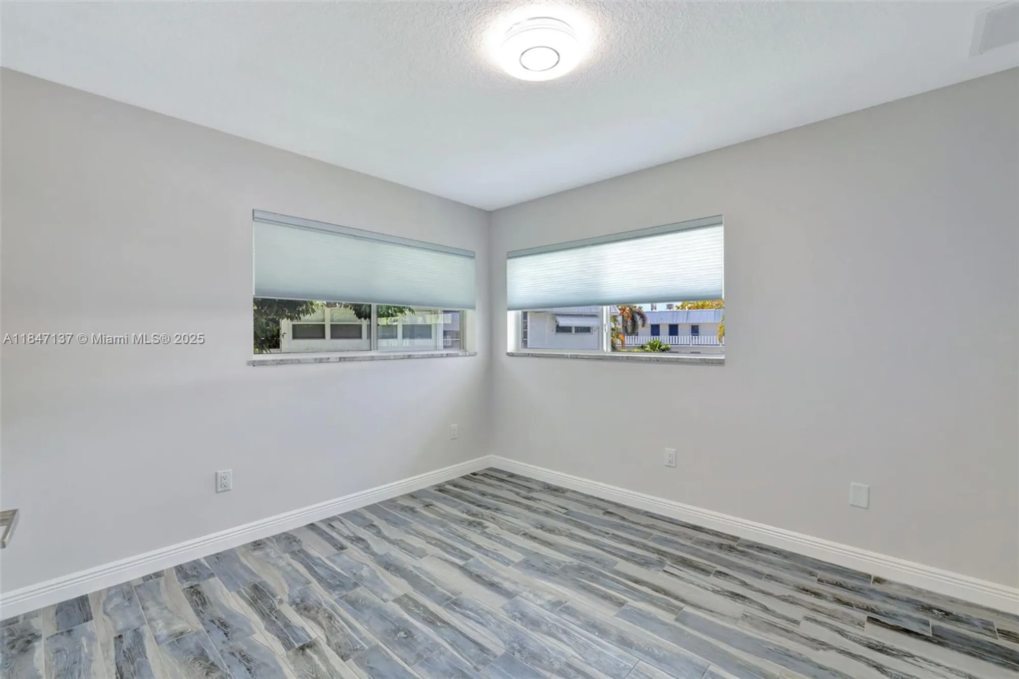 Property Slideshow image 17 of 62 | 2929 se ocean blvd apt f6, Stuart, FL, 34996