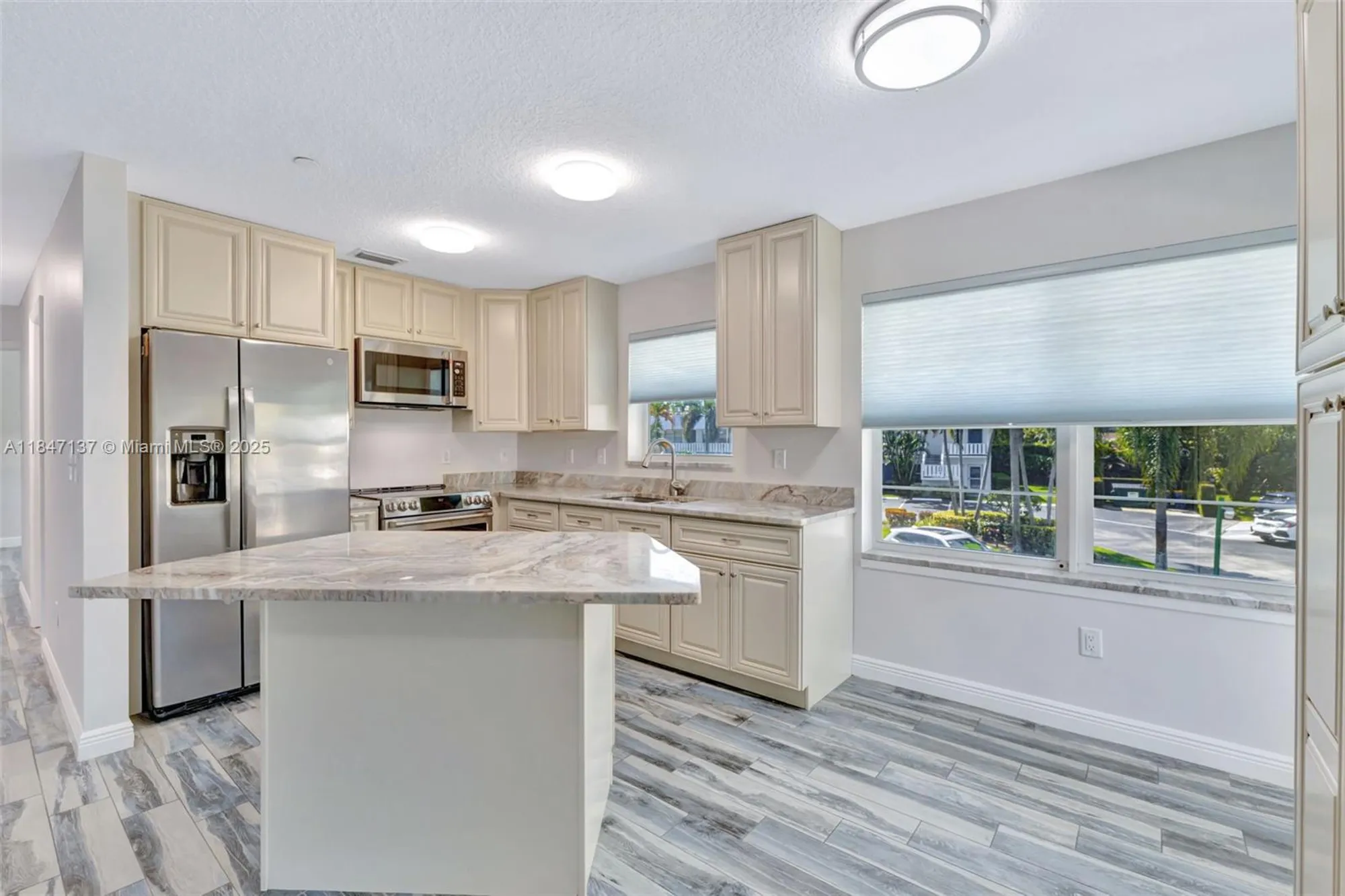 Property Slideshow image 1 of 62 | 2929 se ocean blvd apt f6, Stuart, FL, 34996