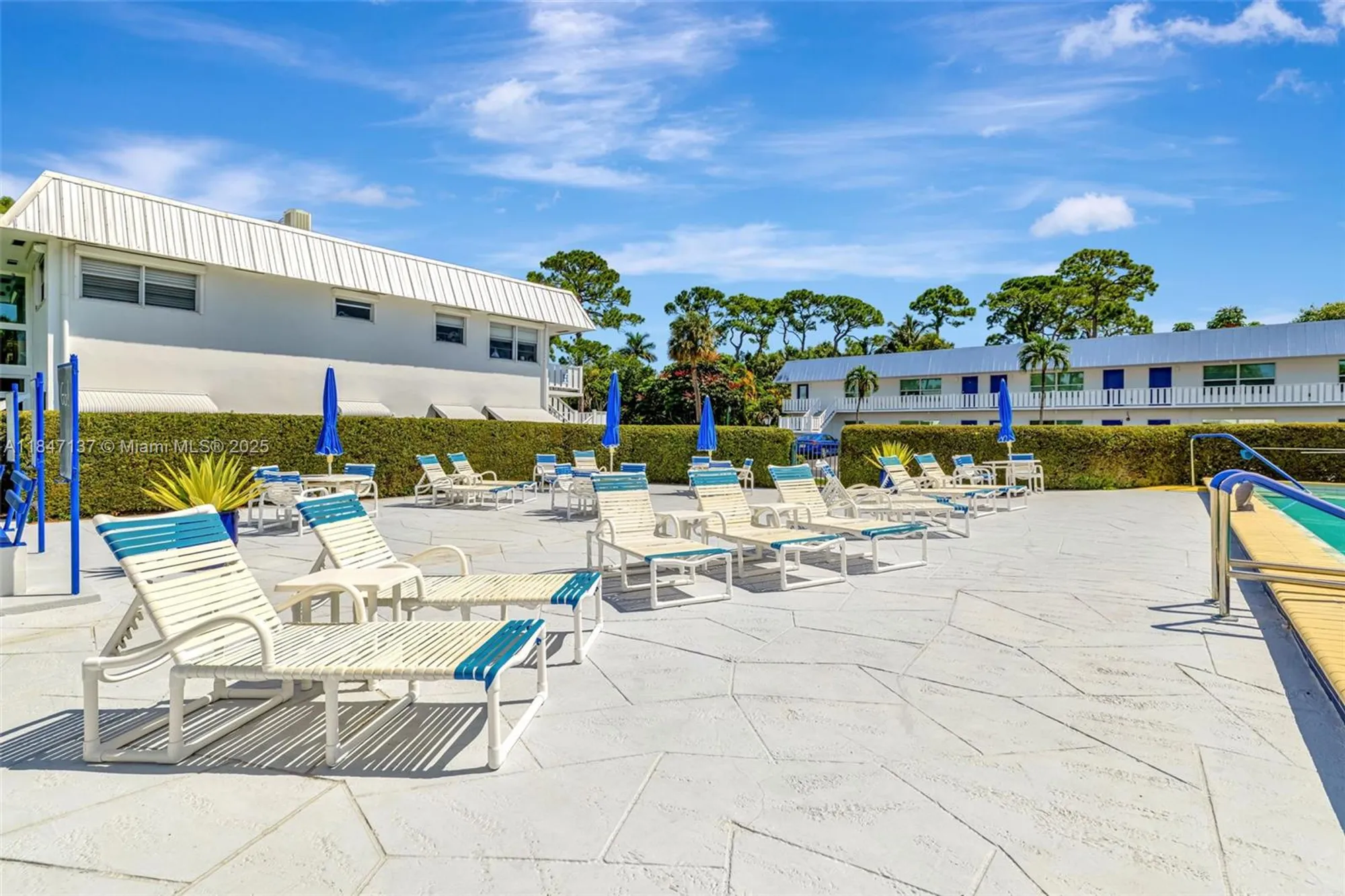 Property Slideshow image 26 of 62 | 2929 se ocean blvd apt f6, Stuart, FL, 34996