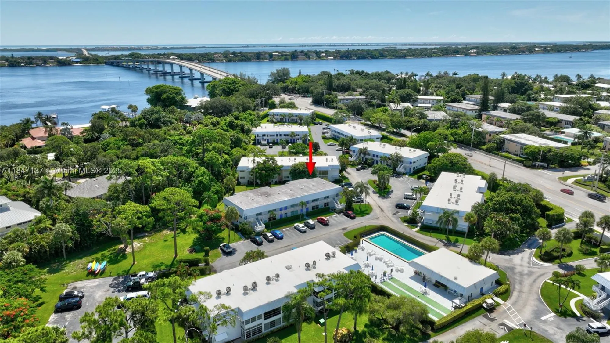 Property Slideshow image 44 of 62 | 2929 se ocean blvd apt f6, Stuart, FL, 34996