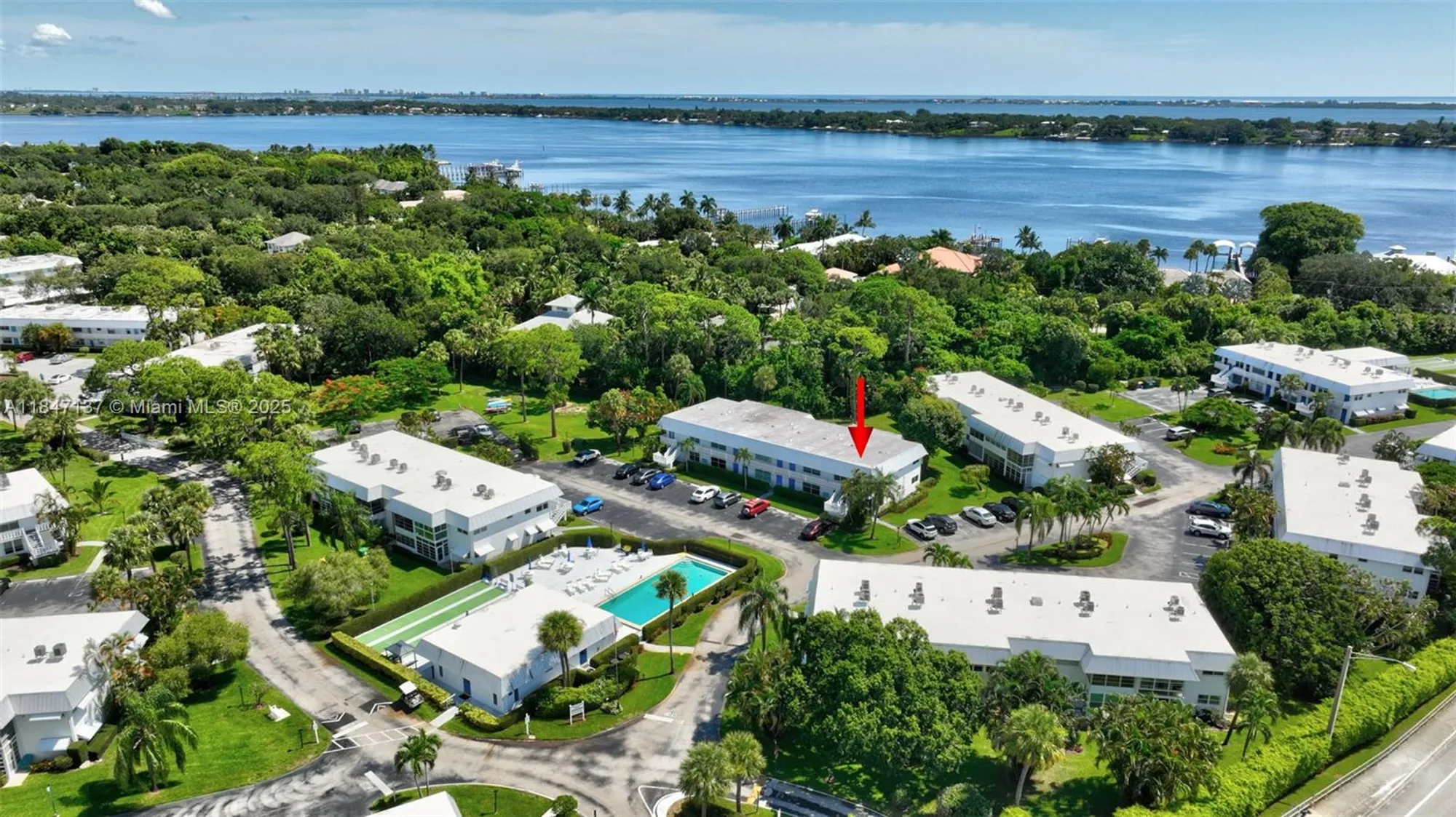 Property Slideshow image 45 of 62 | 2929 se ocean blvd apt f6, Stuart, FL, 34996