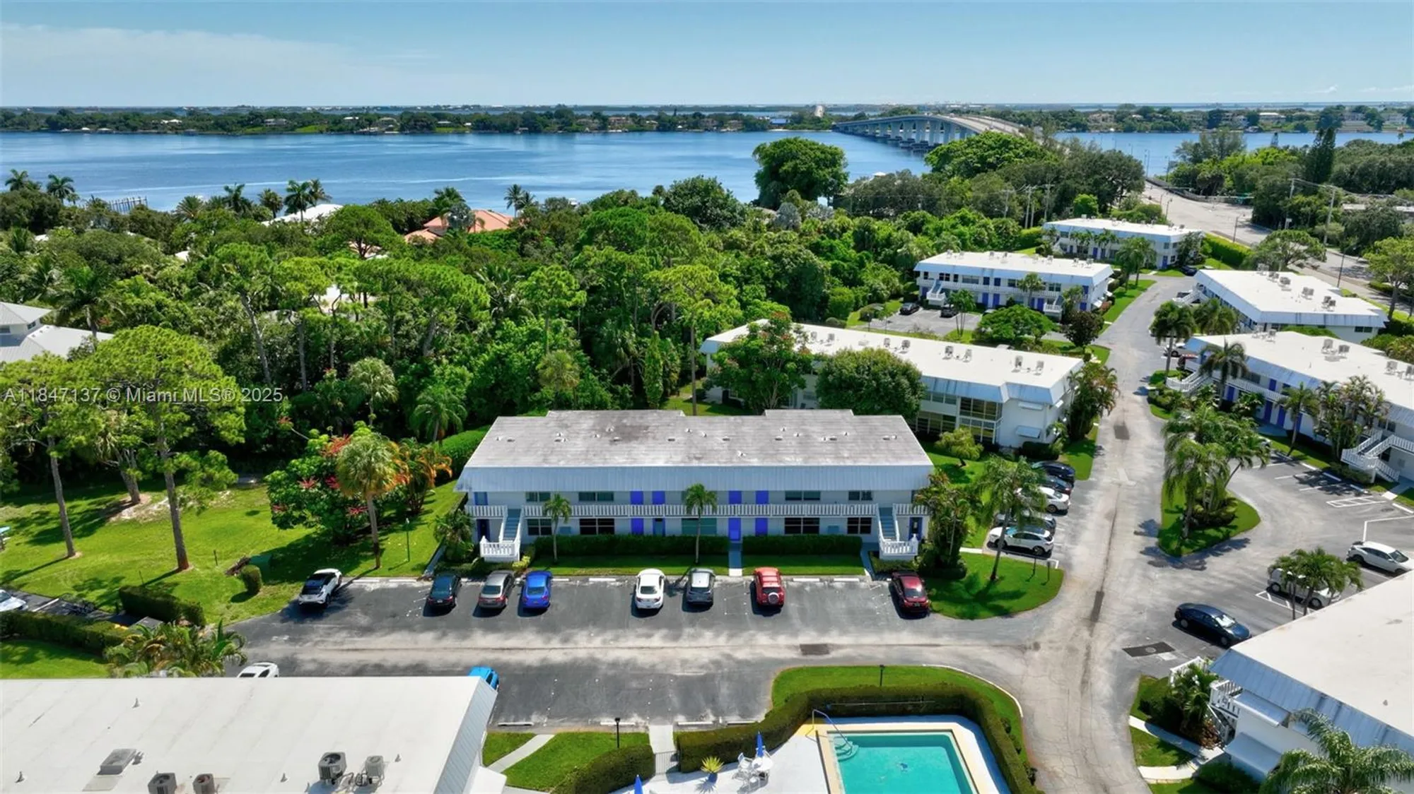 Property Slideshow image 47 of 62 | 2929 se ocean blvd apt f6, Stuart, FL, 34996