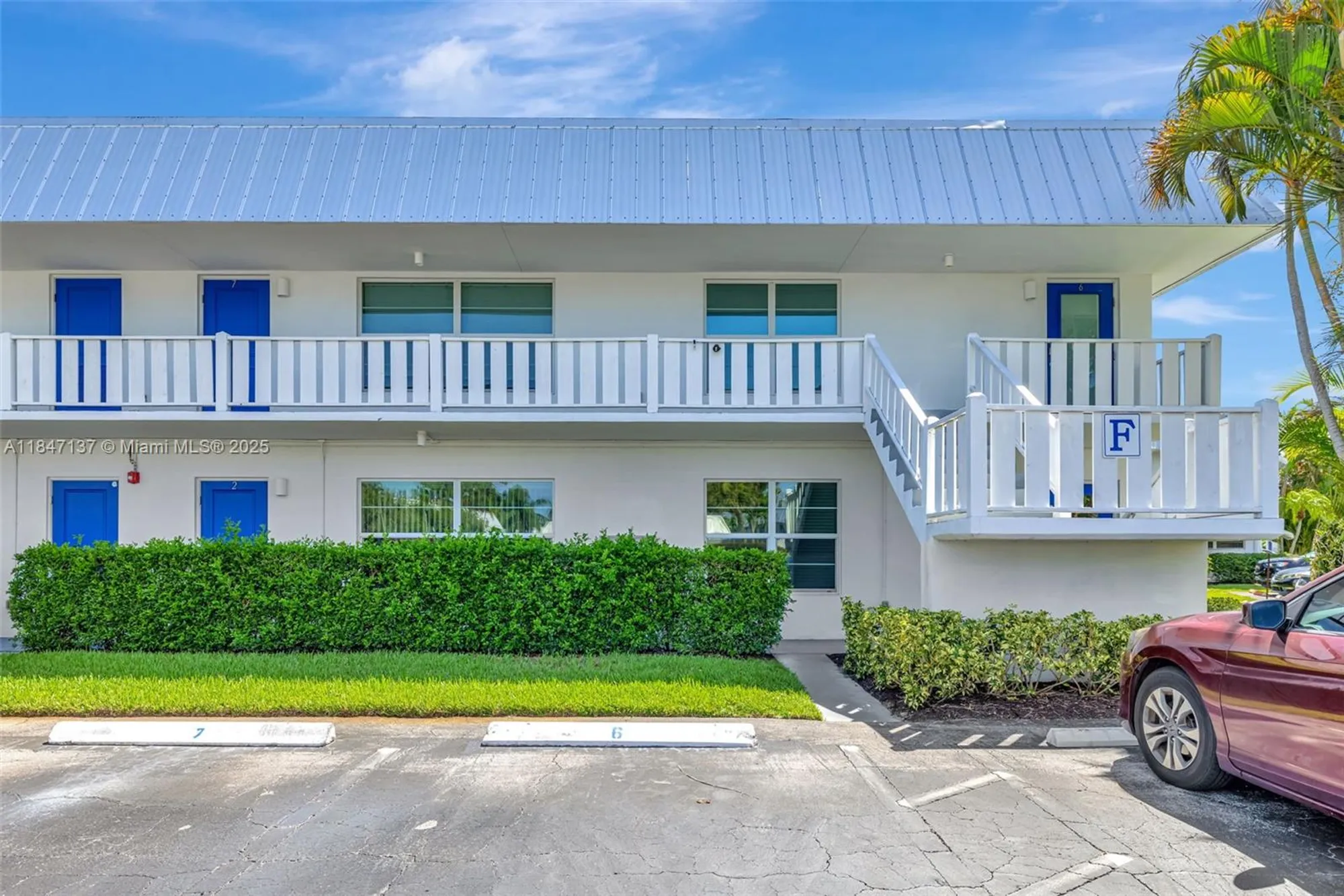 Property Slideshow image 42 of 62 | 2929 se ocean blvd apt f6, Stuart, FL, 34996