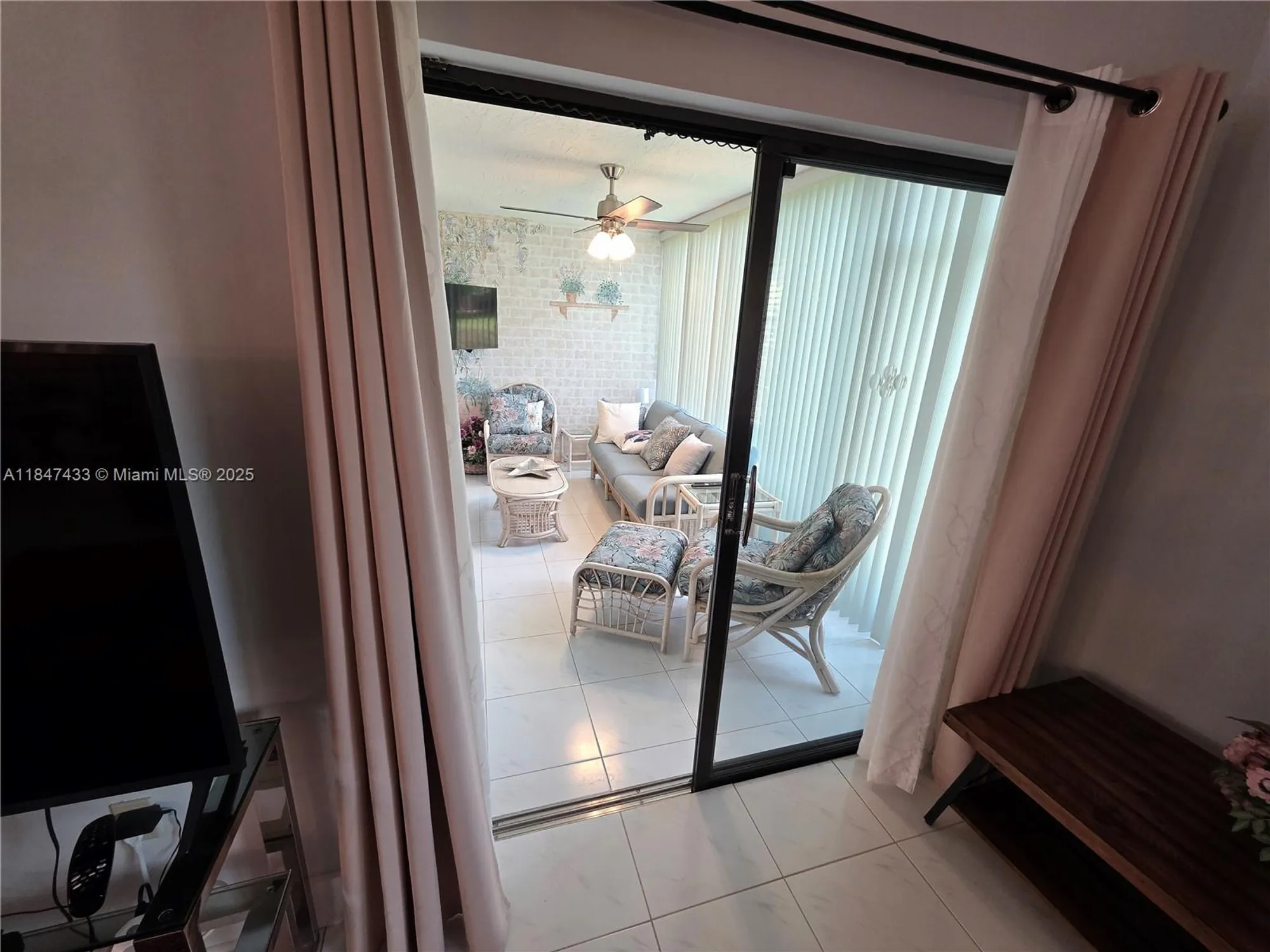 Property Slideshow image 14 of 41 | 6220 kings gate cir, Delray Beach, FL, 33484