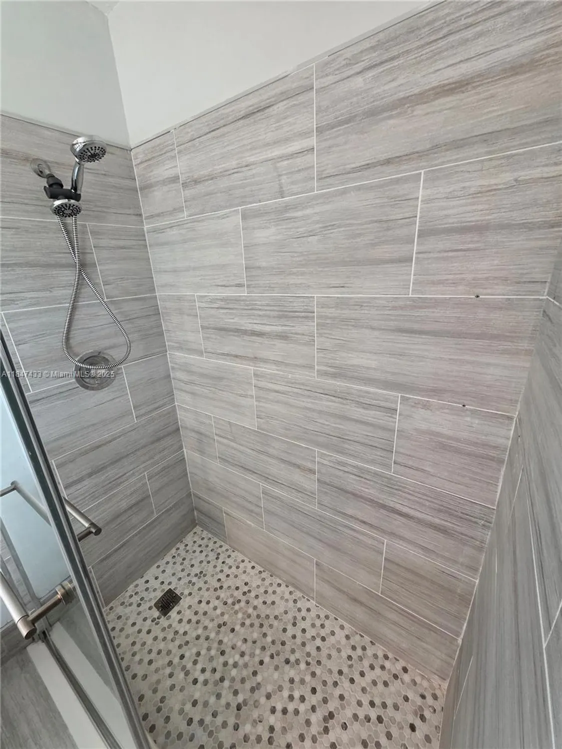 Property Slideshow image 22 of 41 | 6220 kings gate cir, Delray Beach, FL, 33484