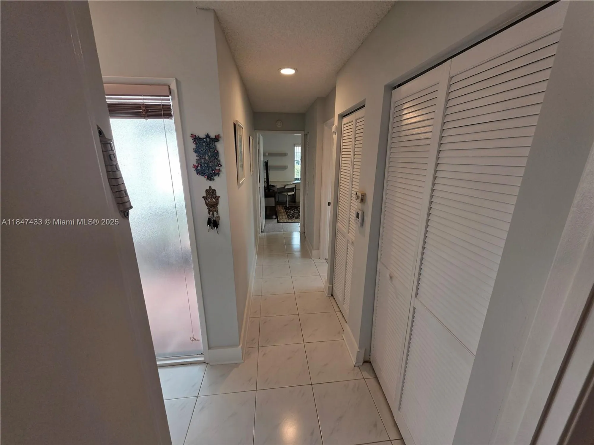 Property Slideshow image 23 of 41 | 6220 kings gate cir, Delray Beach, FL, 33484