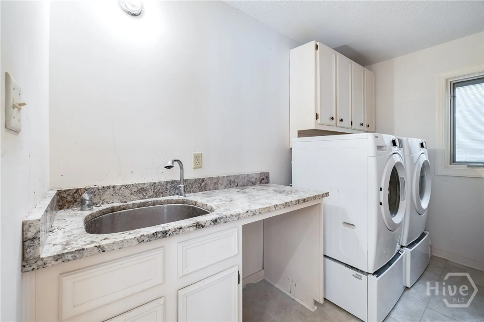 Property Slideshow image 18 of 35 | 115 wickersham dr, Savannah, GA, 31411