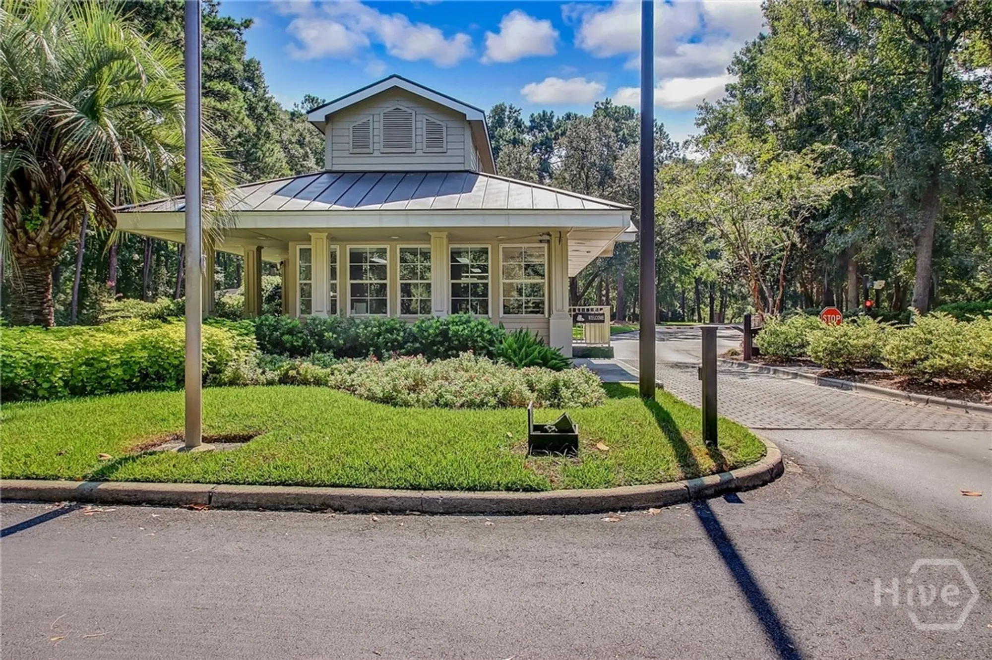Property Slideshow image 24 of 35 | 115 wickersham dr, Savannah, GA, 31411