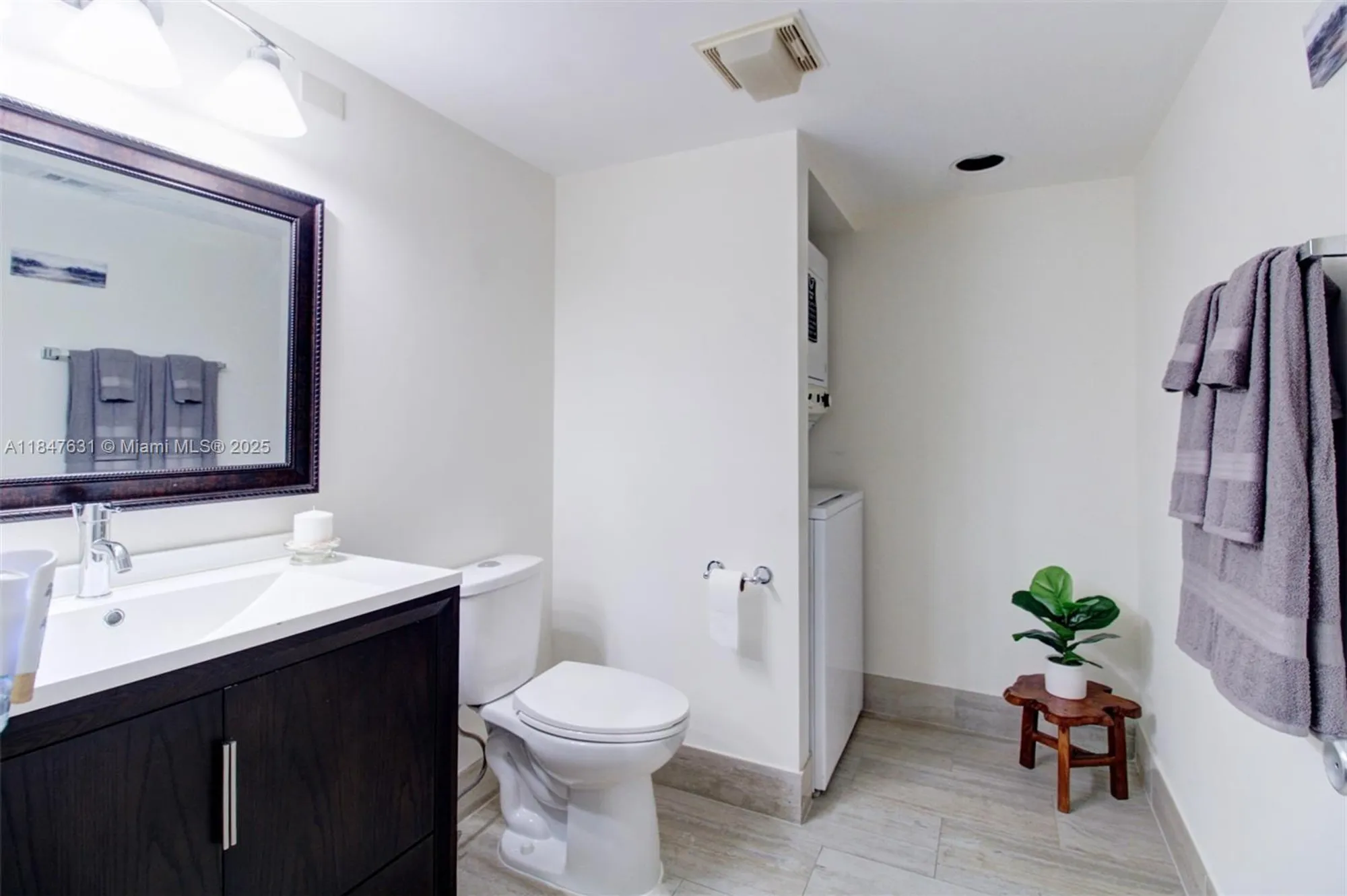 Property Slideshow image 13 of 16 | 1110 sw 125th ave apt 408m, Pembroke Pines, FL, 33027