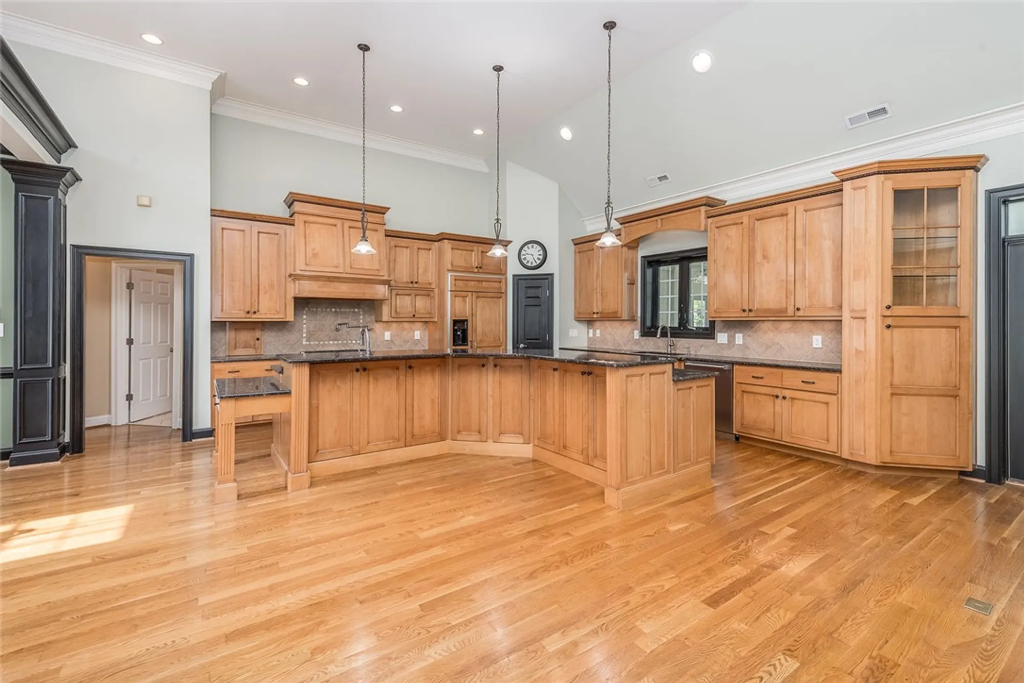 Property Slideshow image 10 of 47 | 228 royal dublin, Williamsburg, VA, 23188