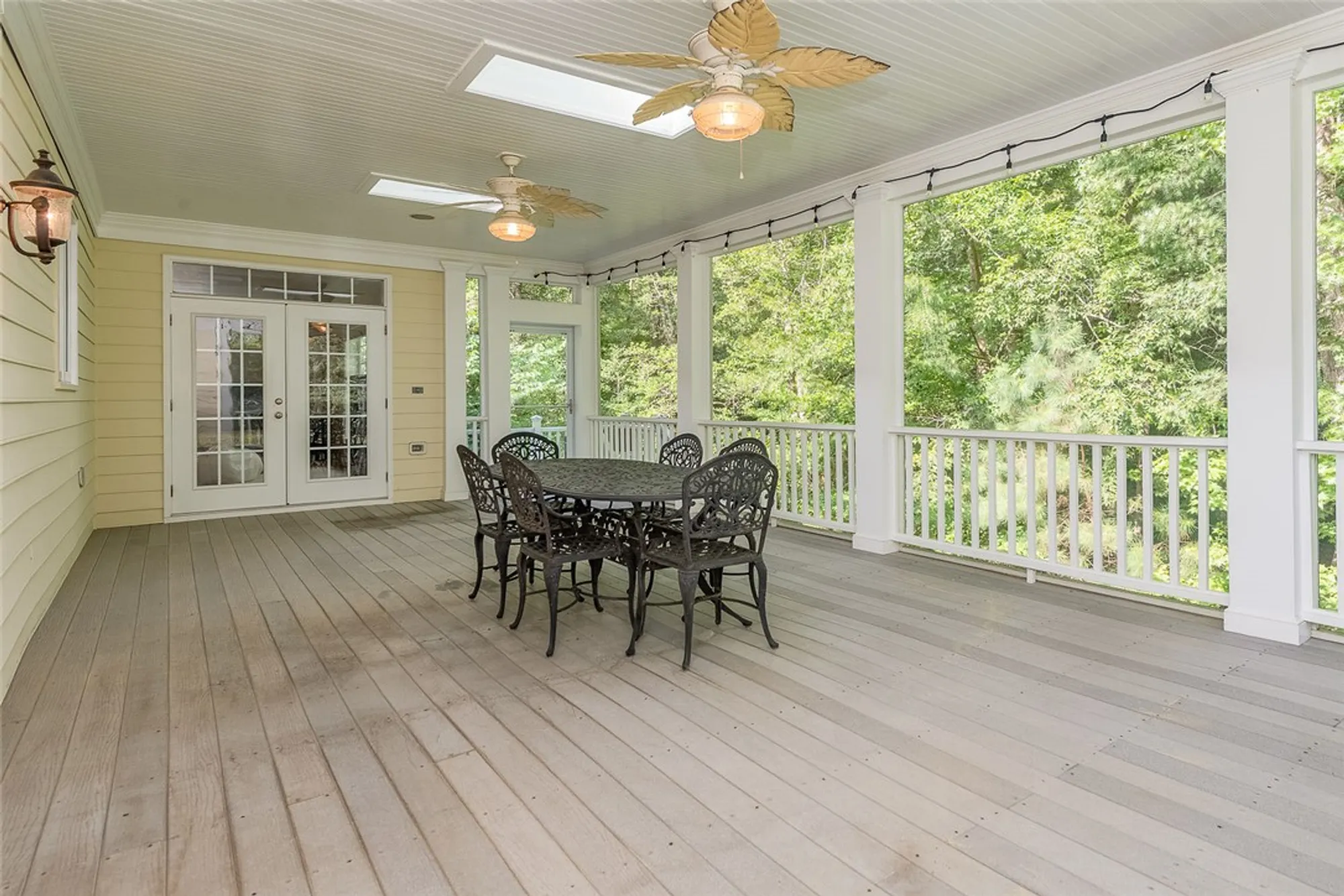 Property Slideshow image 8 of 47 | 228 royal dublin, Williamsburg, VA, 23188