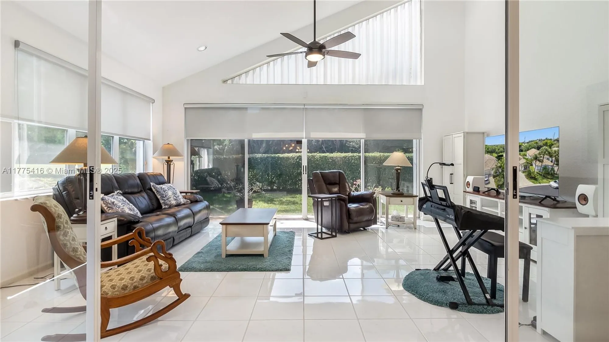 Property Slideshow image 13 of 47 | 11893 fountainside cir, Boynton Beach, FL, 33437