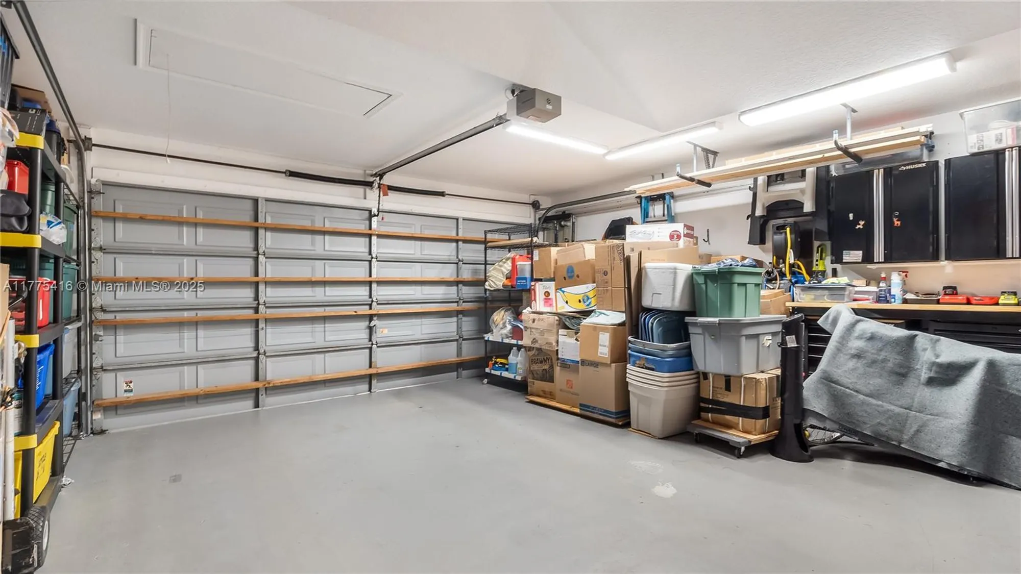 Property Slideshow image 38 of 47 | 11893 fountainside cir, Boynton Beach, FL, 33437