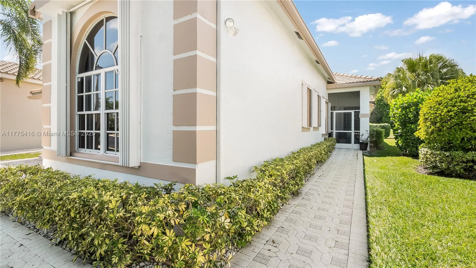 Property Slideshow image 40 of 47 | 11893 fountainside cir, Boynton Beach, FL, 33437