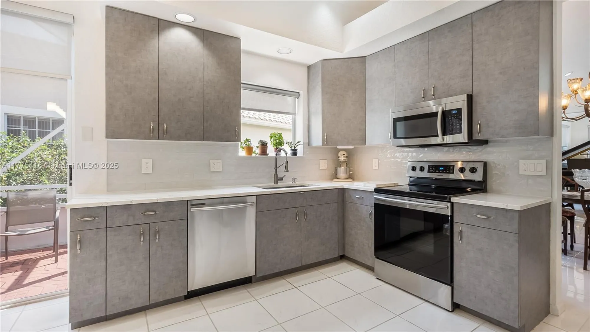 Property Slideshow image 5 of 47 | 11893 fountainside cir, Boynton Beach, FL, 33437