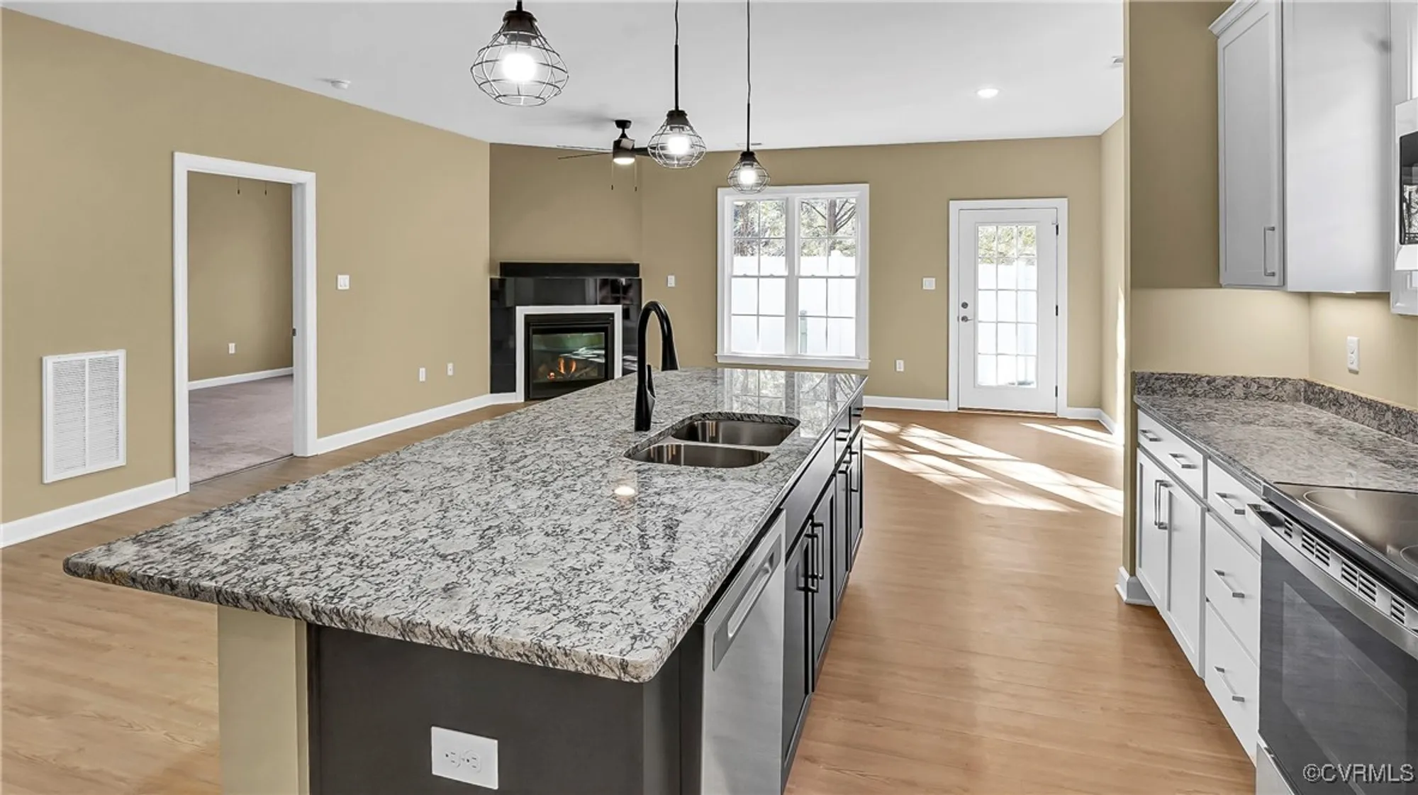 Property Slideshow image 4 of 13 | 3280 rock creek villa dr, Quinton, VA, 23141