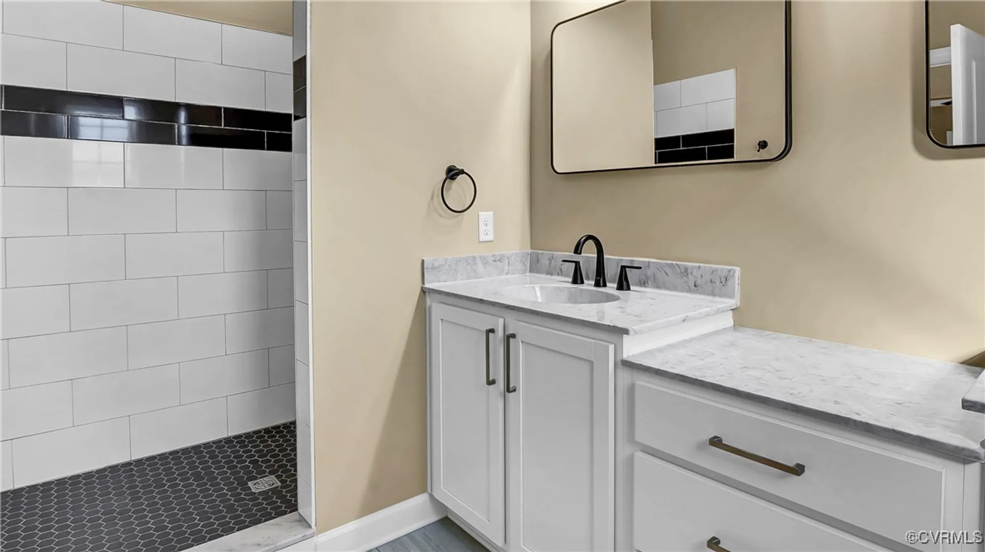 Property Slideshow image 9 of 13 | 3280 rock creek villa dr, Quinton, VA, 23141