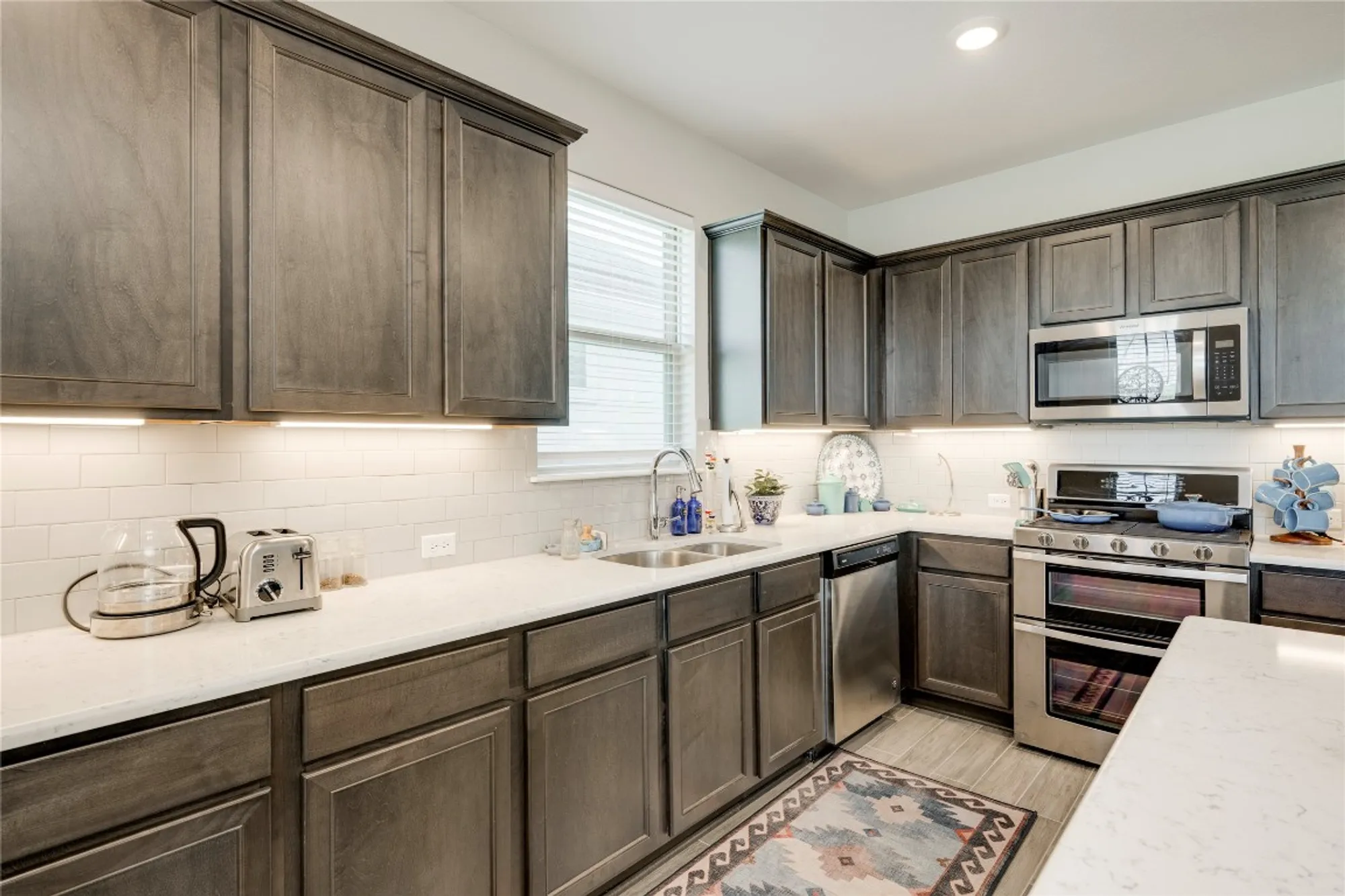 Property Slideshow image 10 of 31 | 121 harborside dr # 102, San Marcos, TX, 78666