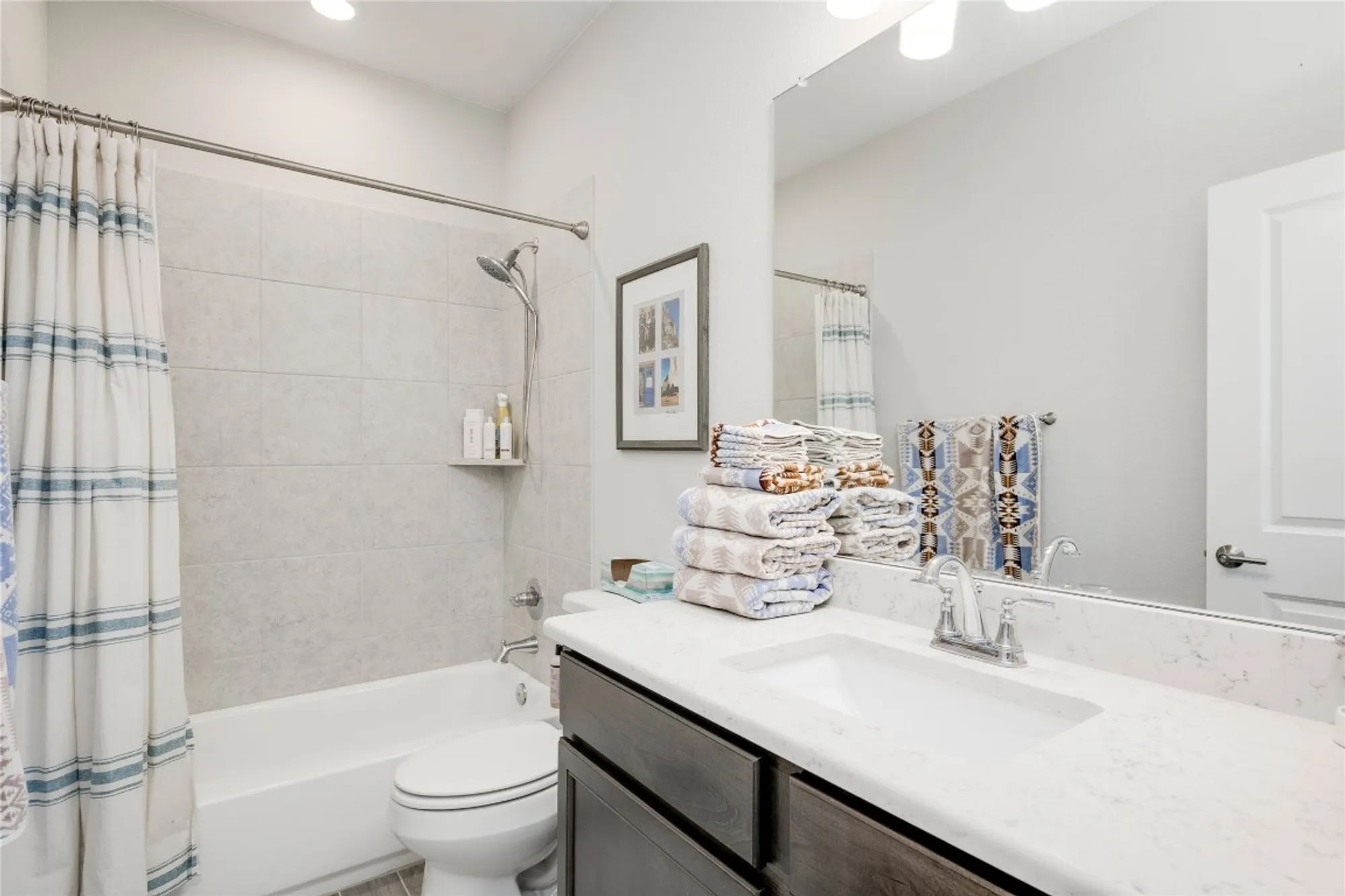 Property Slideshow image 23 of 31 | 121 harborside dr # 102, San Marcos, TX, 78666