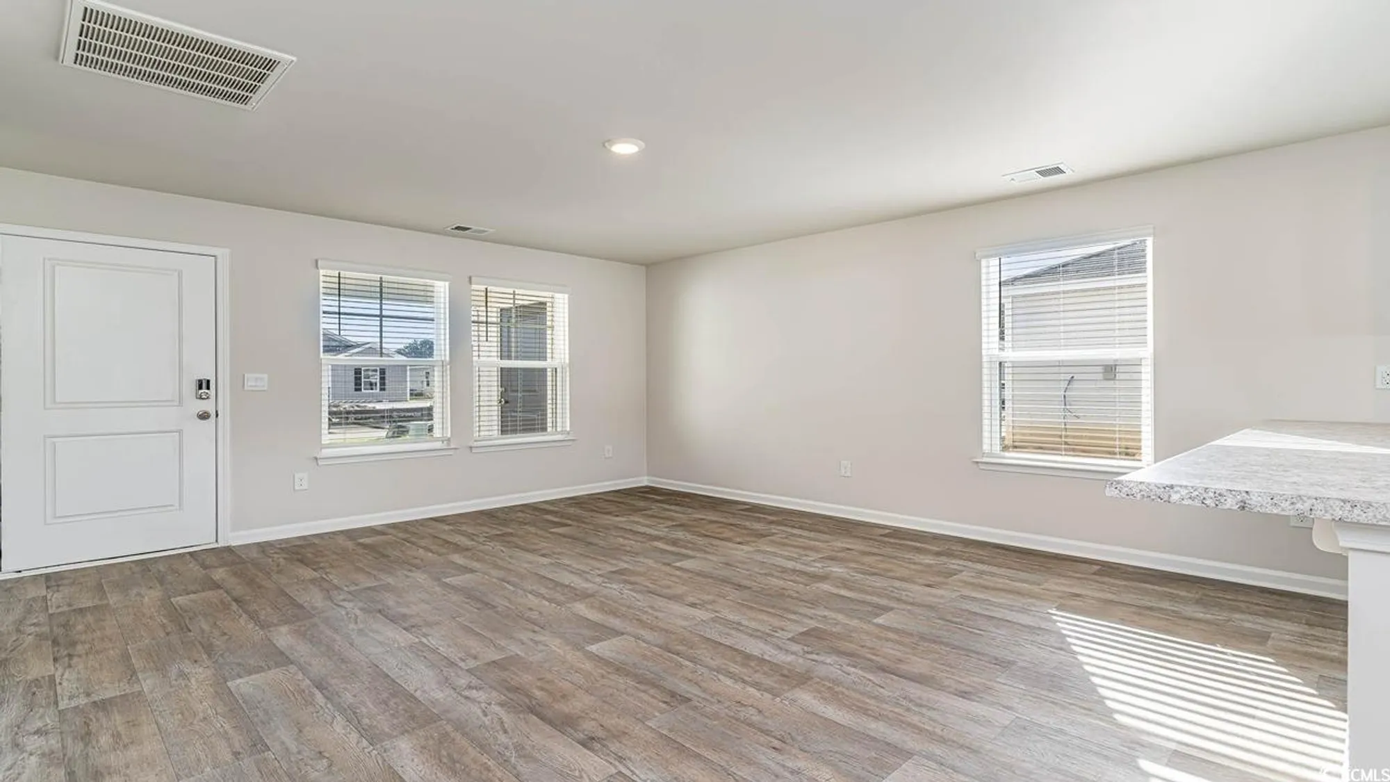 Property Slideshow image 10 of 25 | 632 culmen ct, Myrtle Beach, SC, 29588