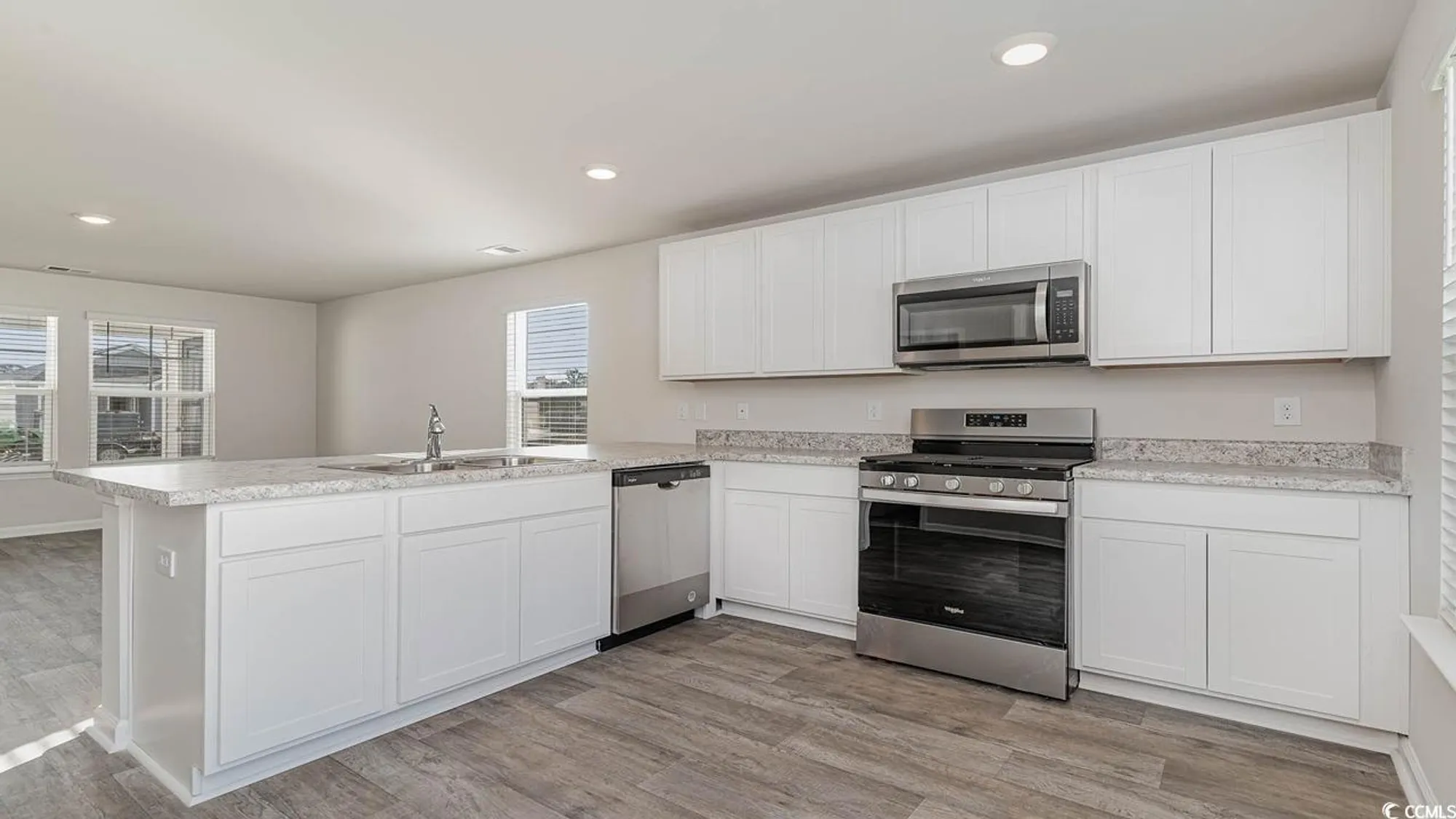 Property Slideshow image 12 of 25 | 632 culmen ct, Myrtle Beach, SC, 29588