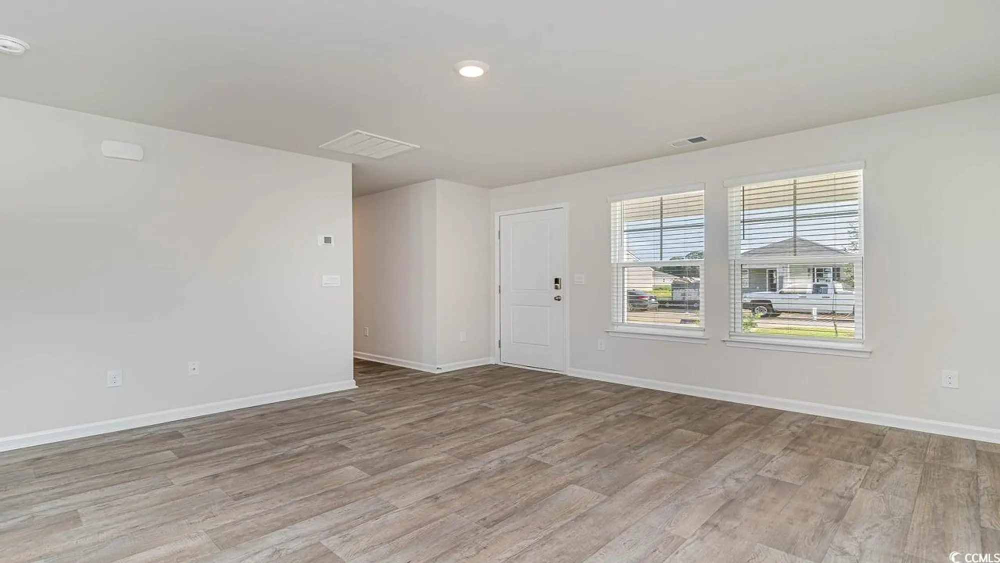 Property Slideshow image 9 of 25 | 632 culmen ct, Myrtle Beach, SC, 29588