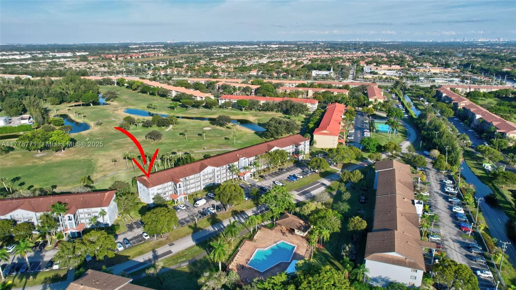 Property Slideshow image 28 of 60 | 12701 sw 13th st 301f, Pembroke Pines, FL, 33027