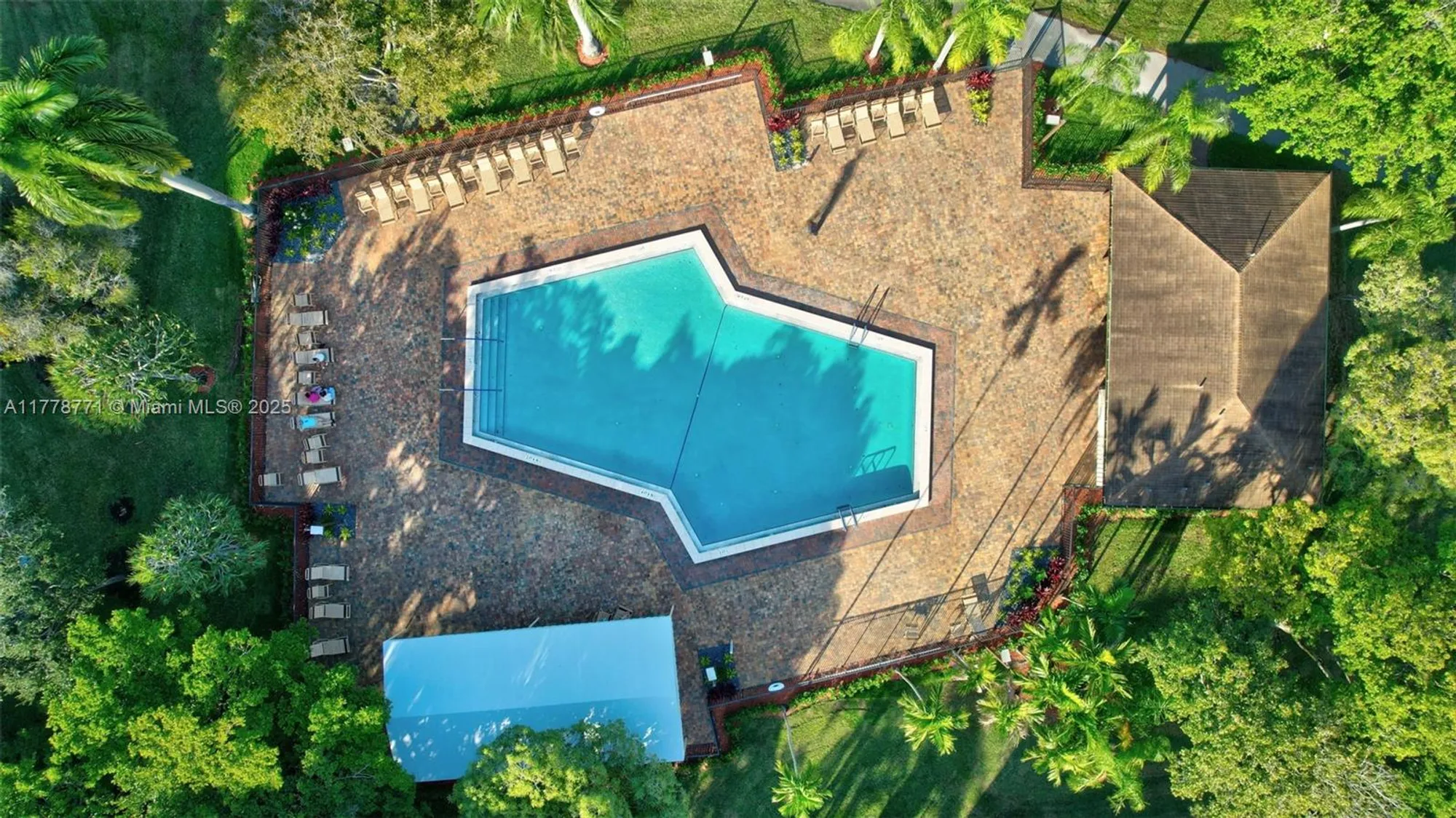 Property Slideshow image 29 of 60 | 12701 sw 13th st 301f, Pembroke Pines, FL, 33027